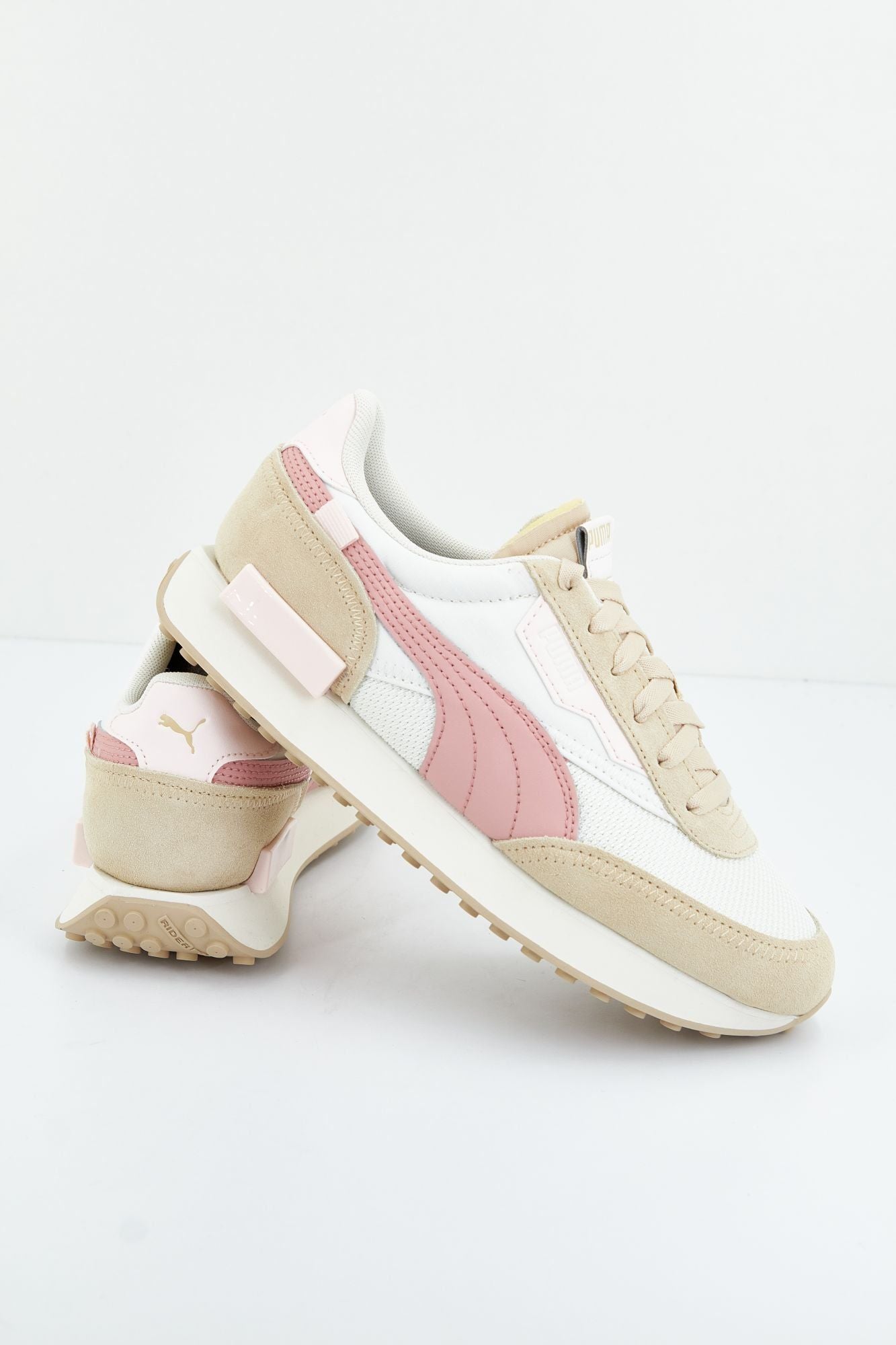 PUMA FUTURE RIDER SOFT en color MARRON CLARO (2)