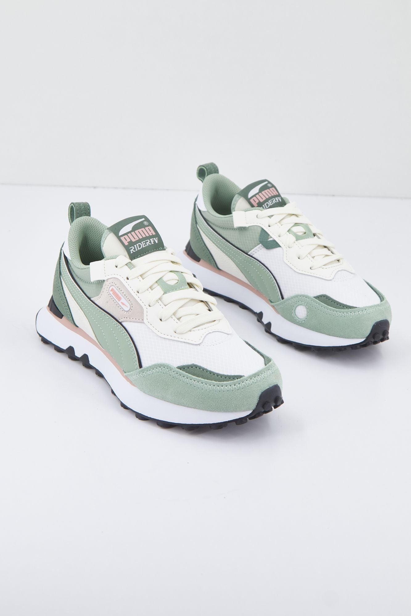 PUMA RIDER FY en color VERDE (1)