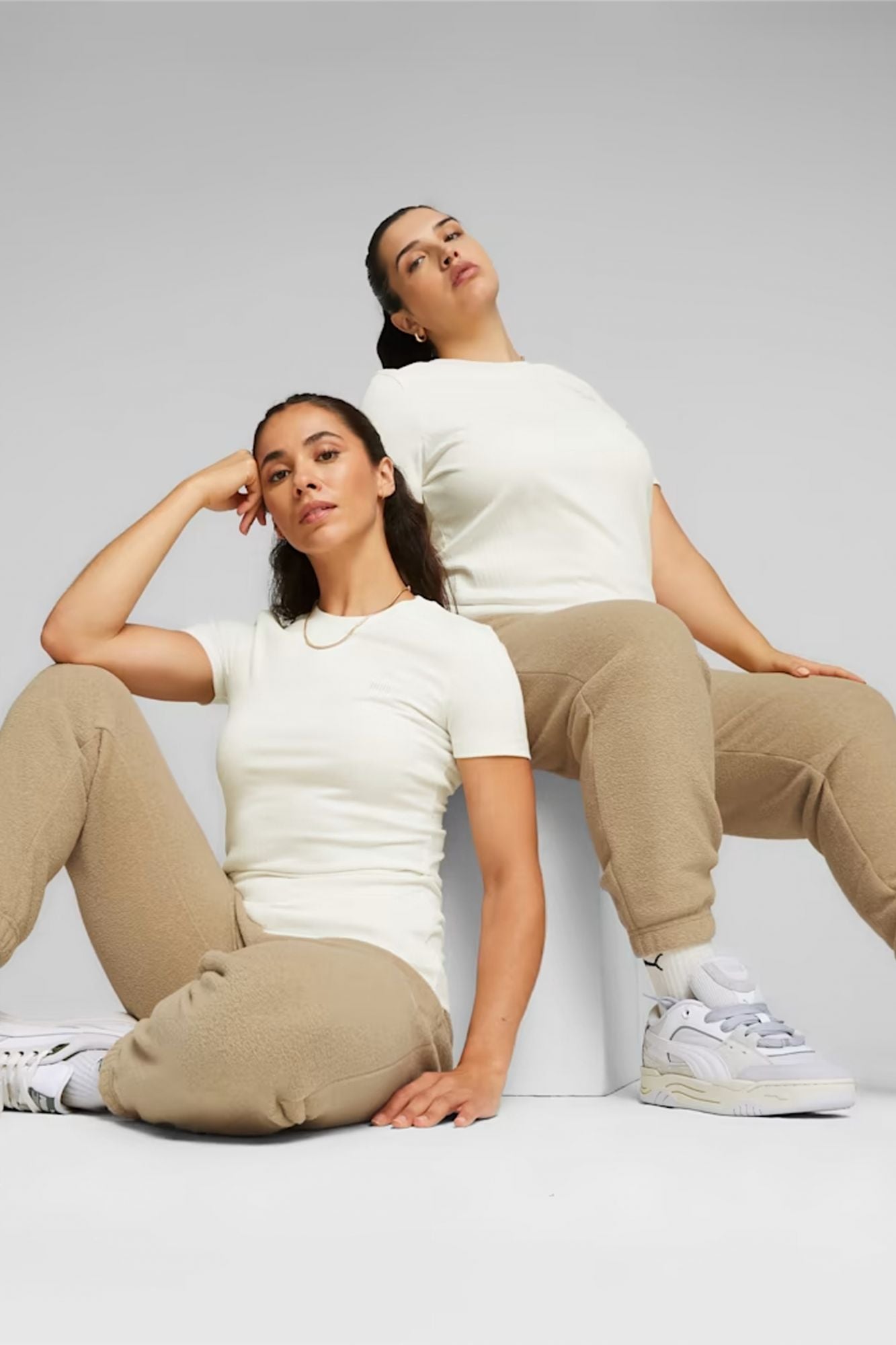 PUMA CLASSICS RIBBED SLIM en color BLANCO (4)