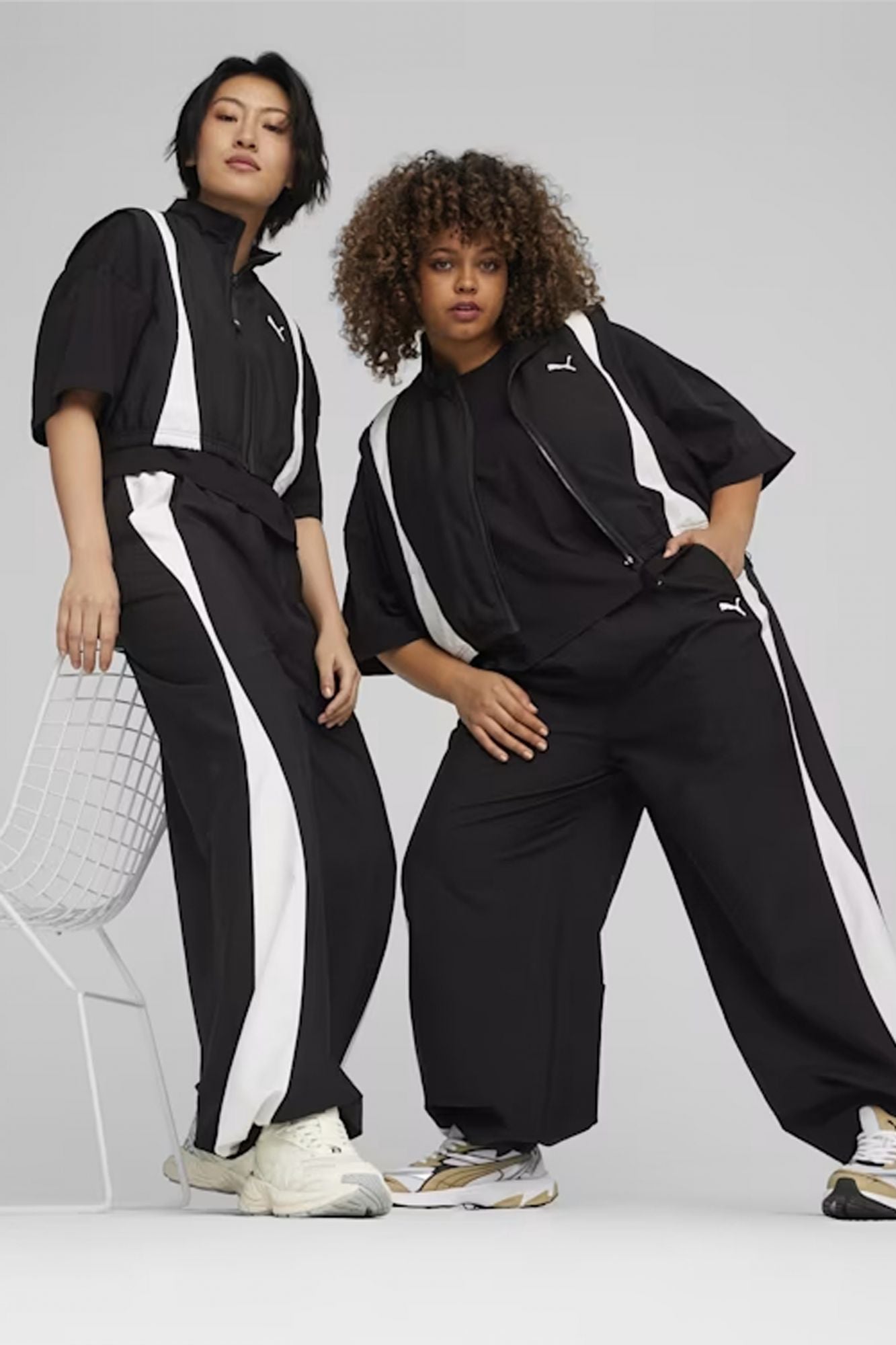 PUMA DARE TO WOVEN VEST en color NEGRO (4)