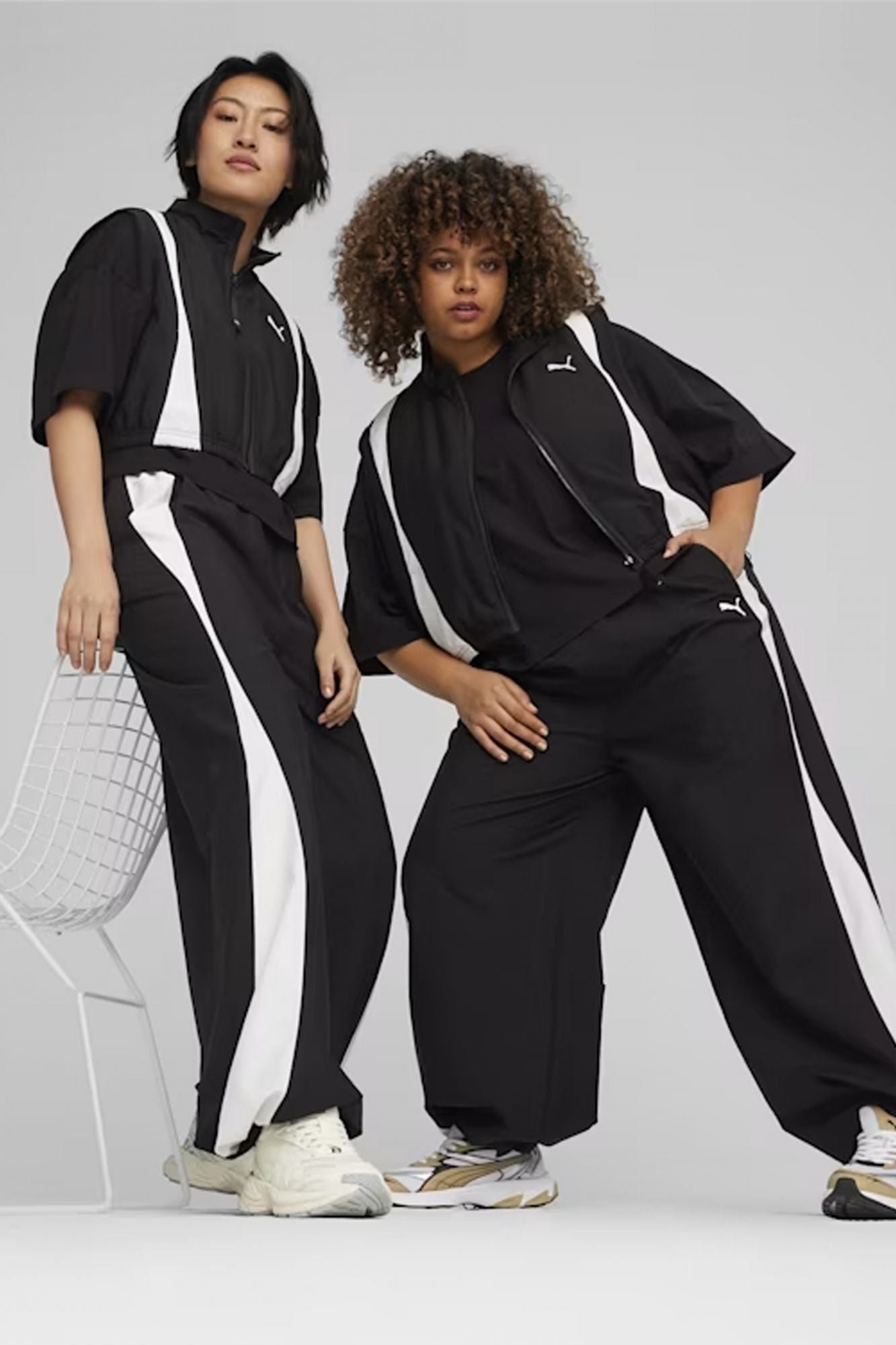 PUMA DARE TO WOVEN VEST en color NEGRO (4)