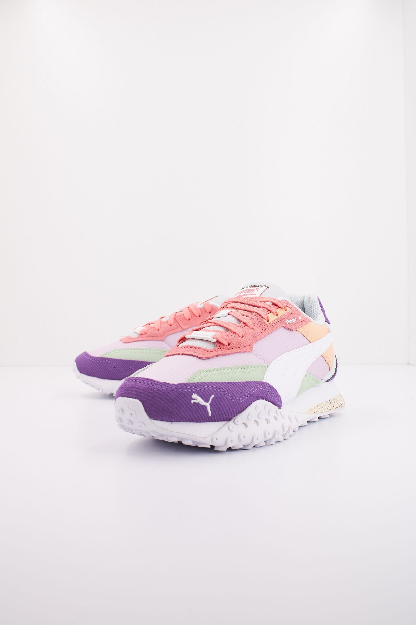 PUMA BLKTOP RIDER MULTICOLOR en color VIOLETA (2)