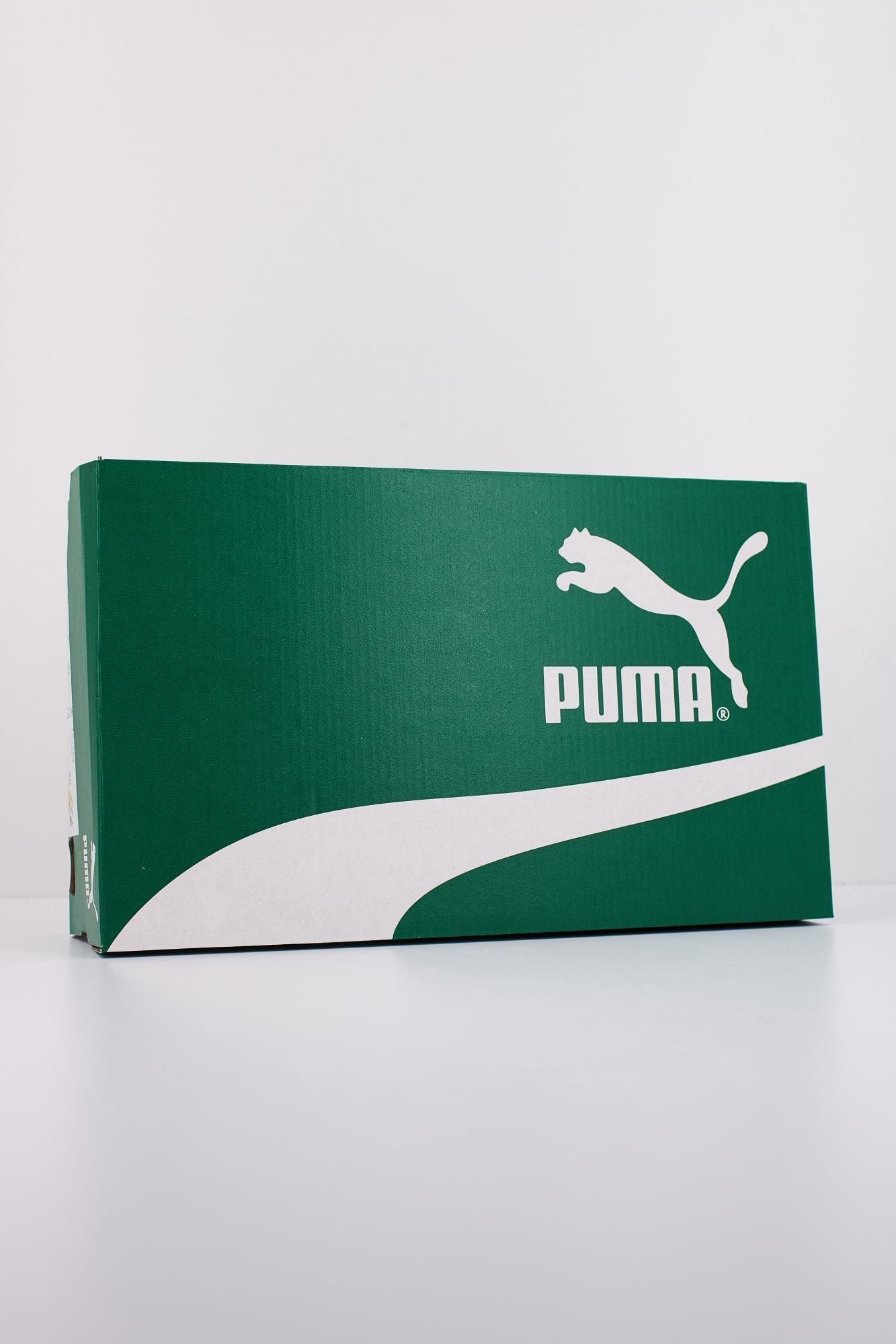 PUMA PALERMO en color ROSA (6)