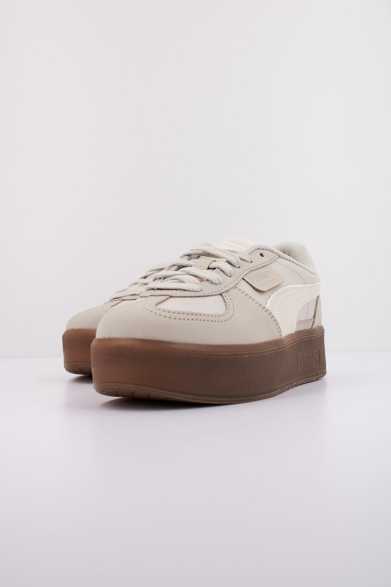 PUMA PALERMO ELEVATA PRM WNS en color BEIS (2)
