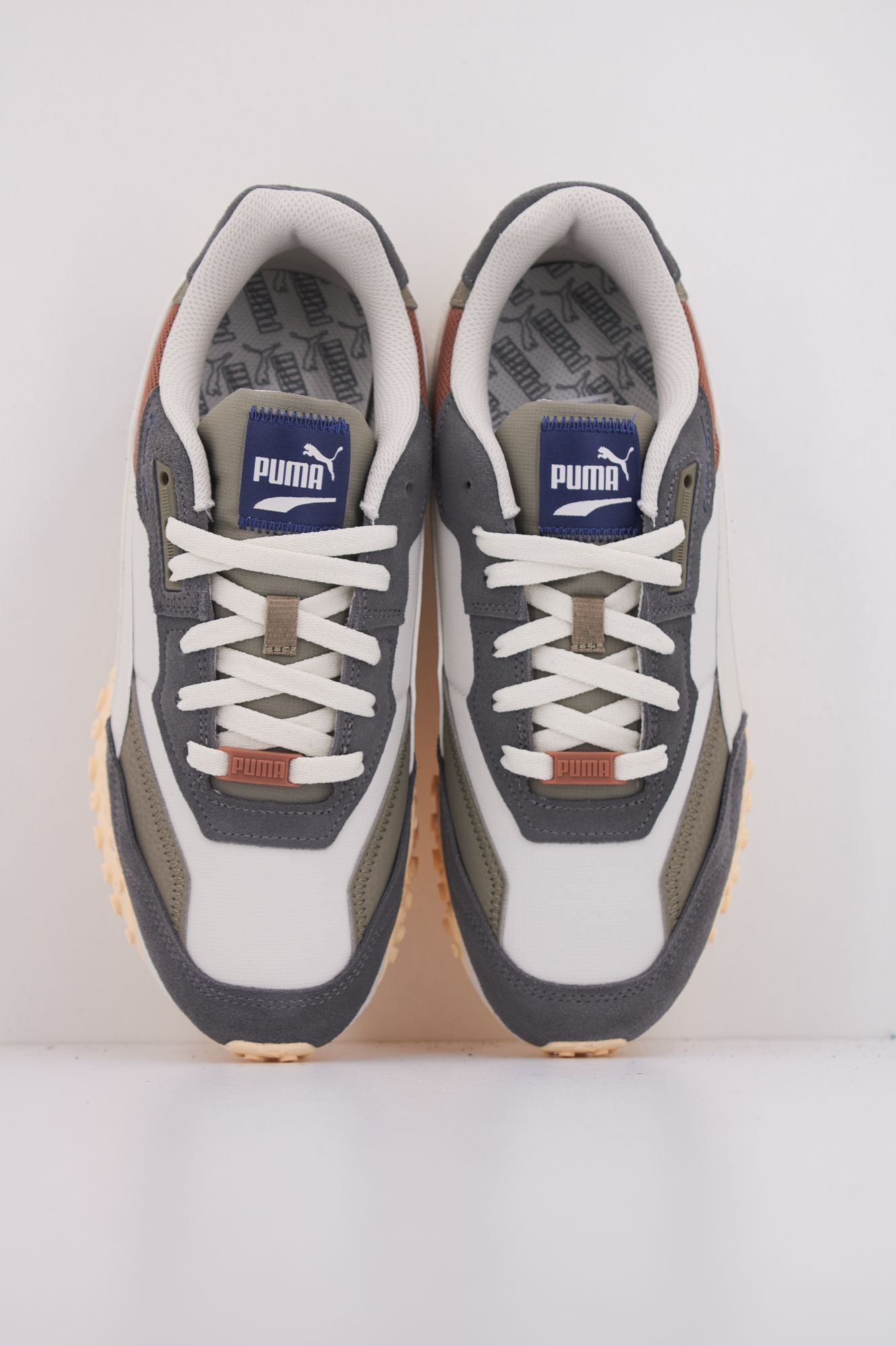 PUMA BLKTOP RIDER DUSTY en color GRIS (3)