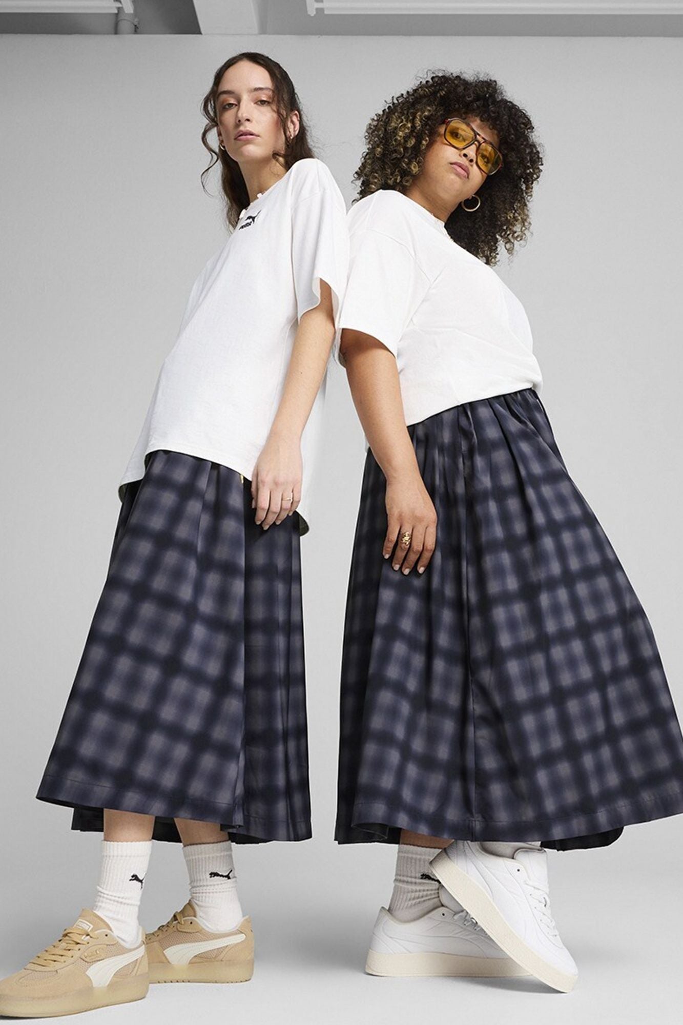 PUMA ROAD TO UNITY WOVEN MIDI A en color AZUL (4)