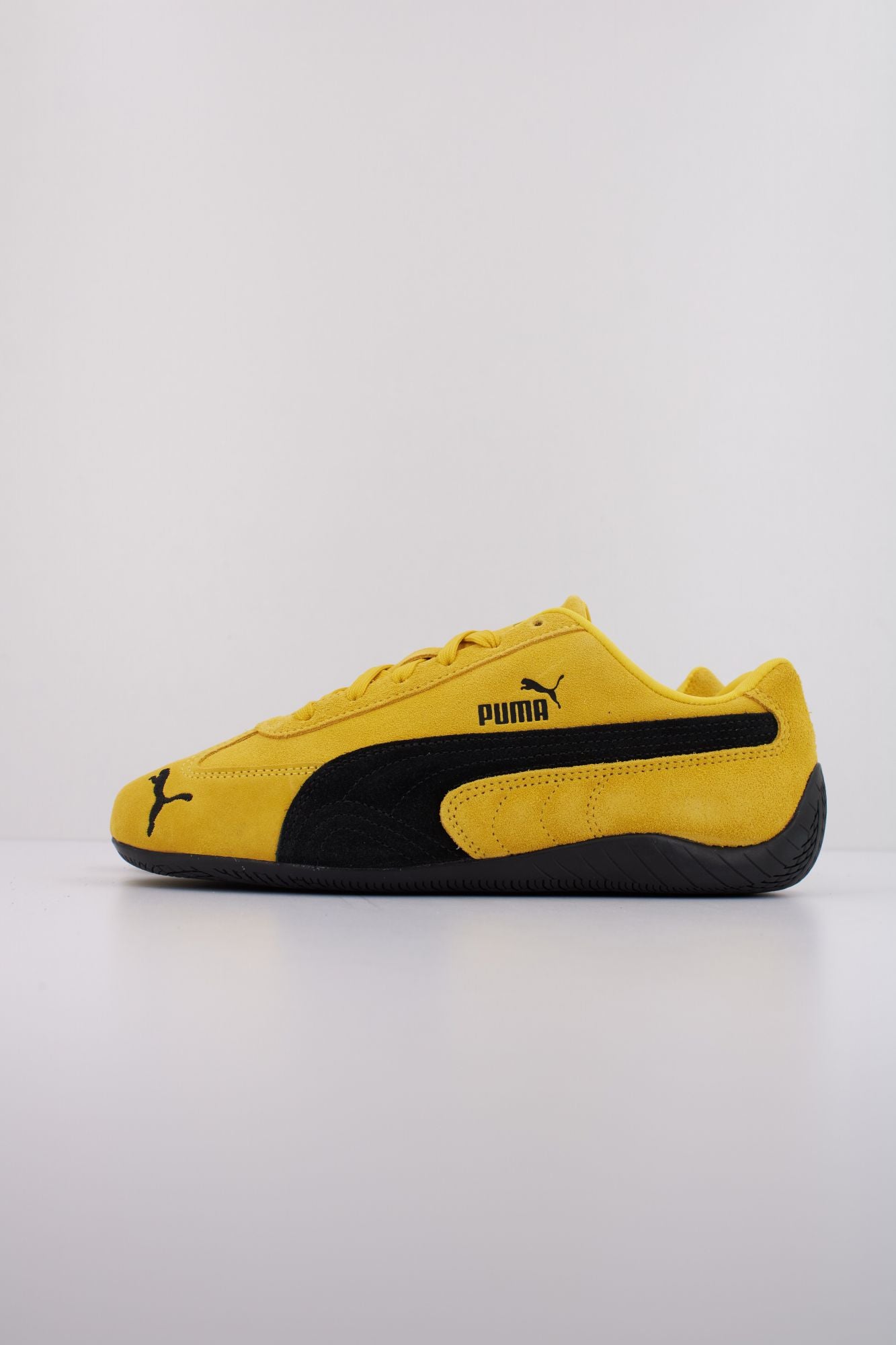 PUMA SPEEDCAT OG en color AMARILLO (1)