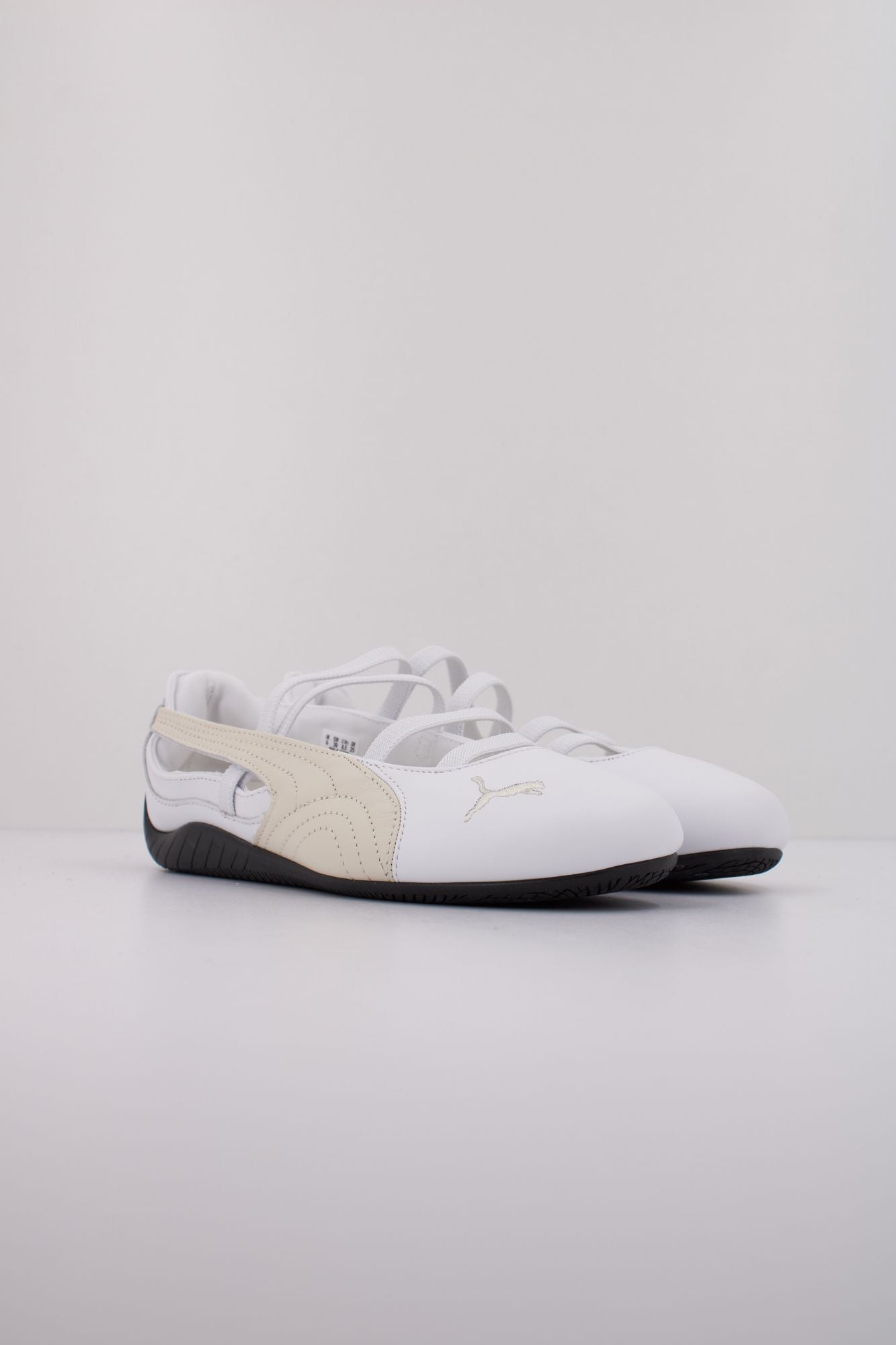 PUMA SPEEDCAT LTH WNS en color BLANCO (2)
