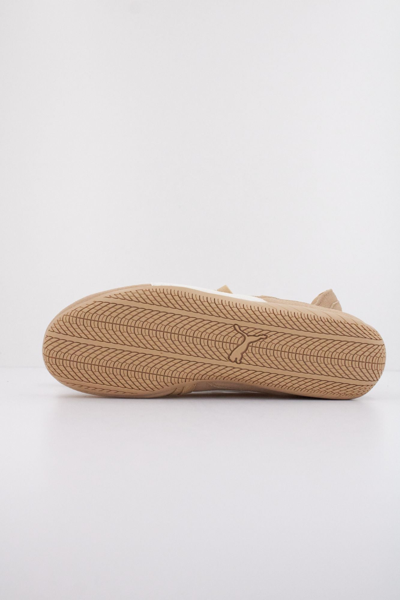 PUMA SPEEDCAT SD CAFE en color MARRON CLARO (5)