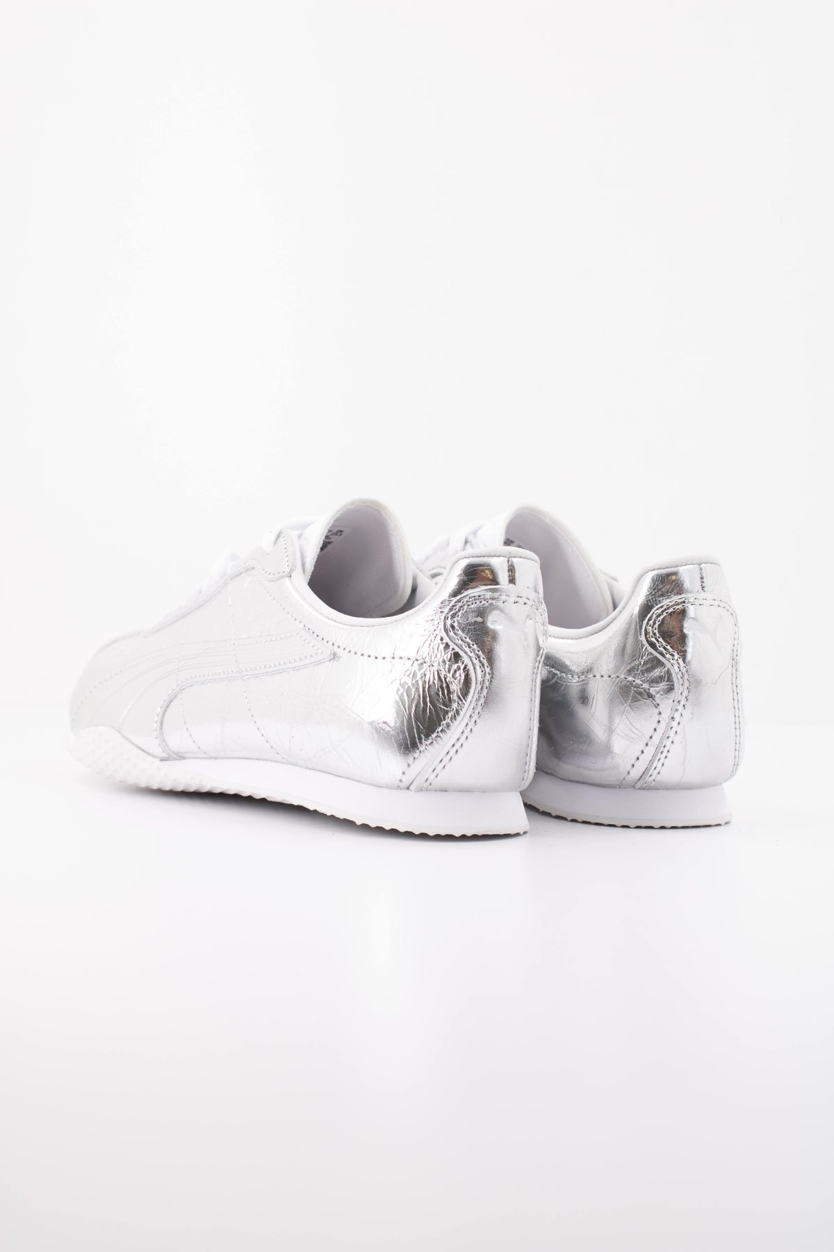PUMA 40704301 en color PLATA (4)