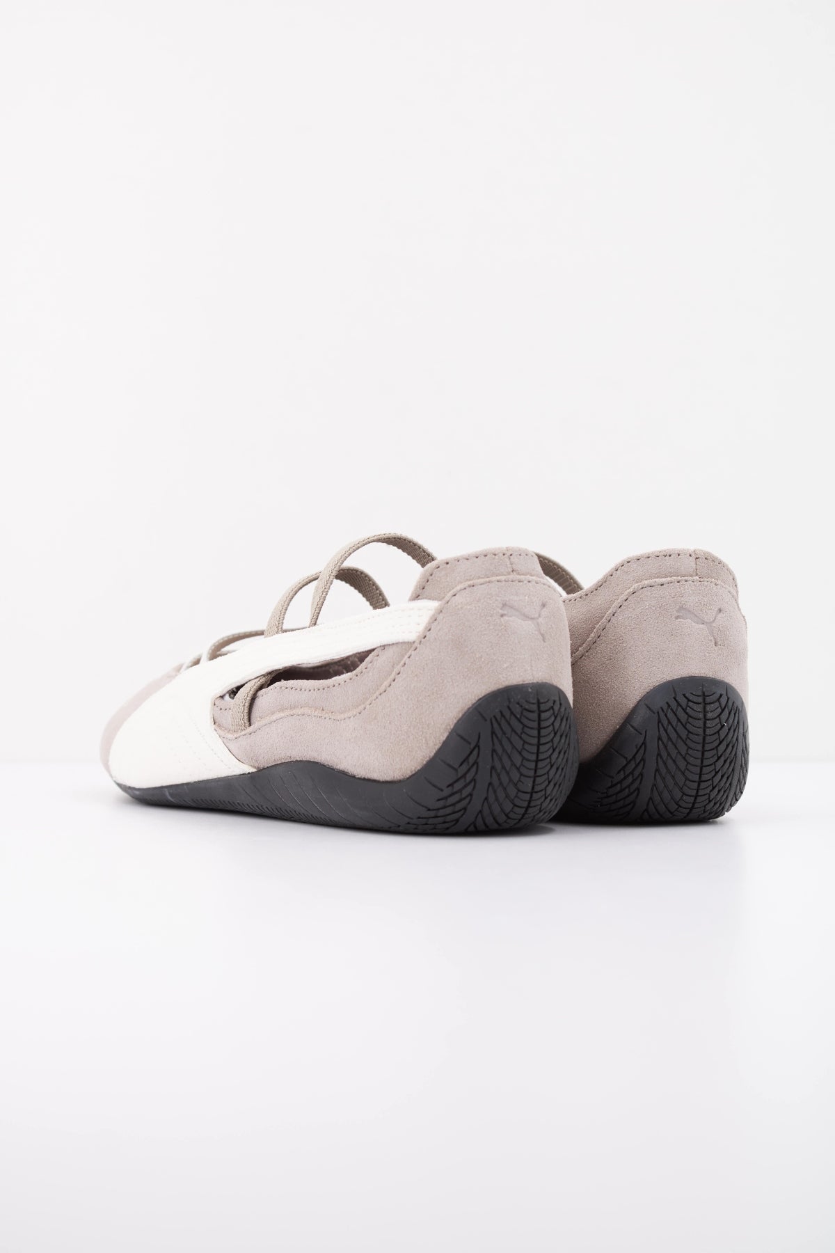 PUMA 40128720 en color BEIS (4)