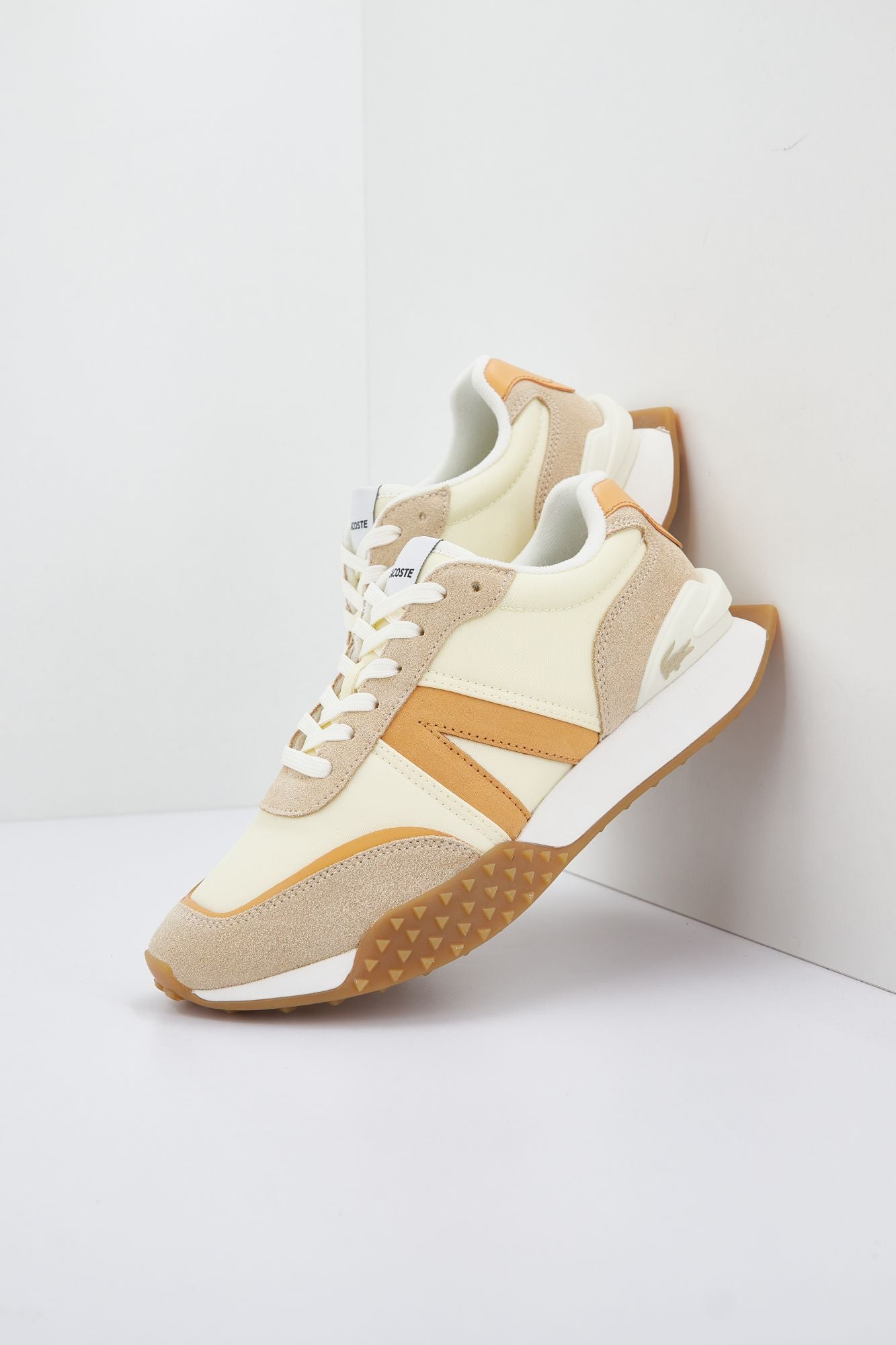 LACOSTE L-SPIN DELUXE en color MARRON CLARO (1)