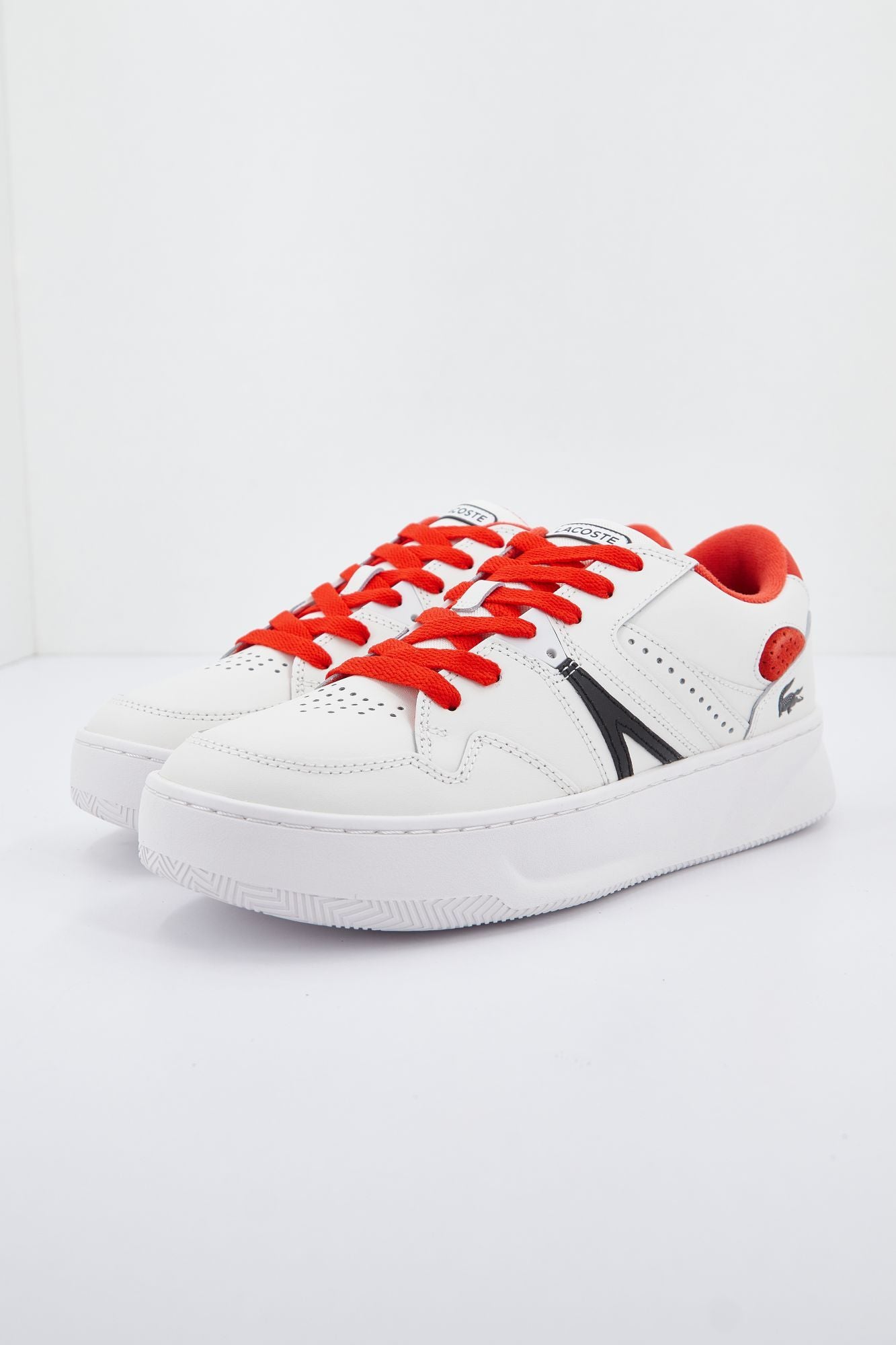 LACOSTE L005 LEATHER en color BLANCO (1)