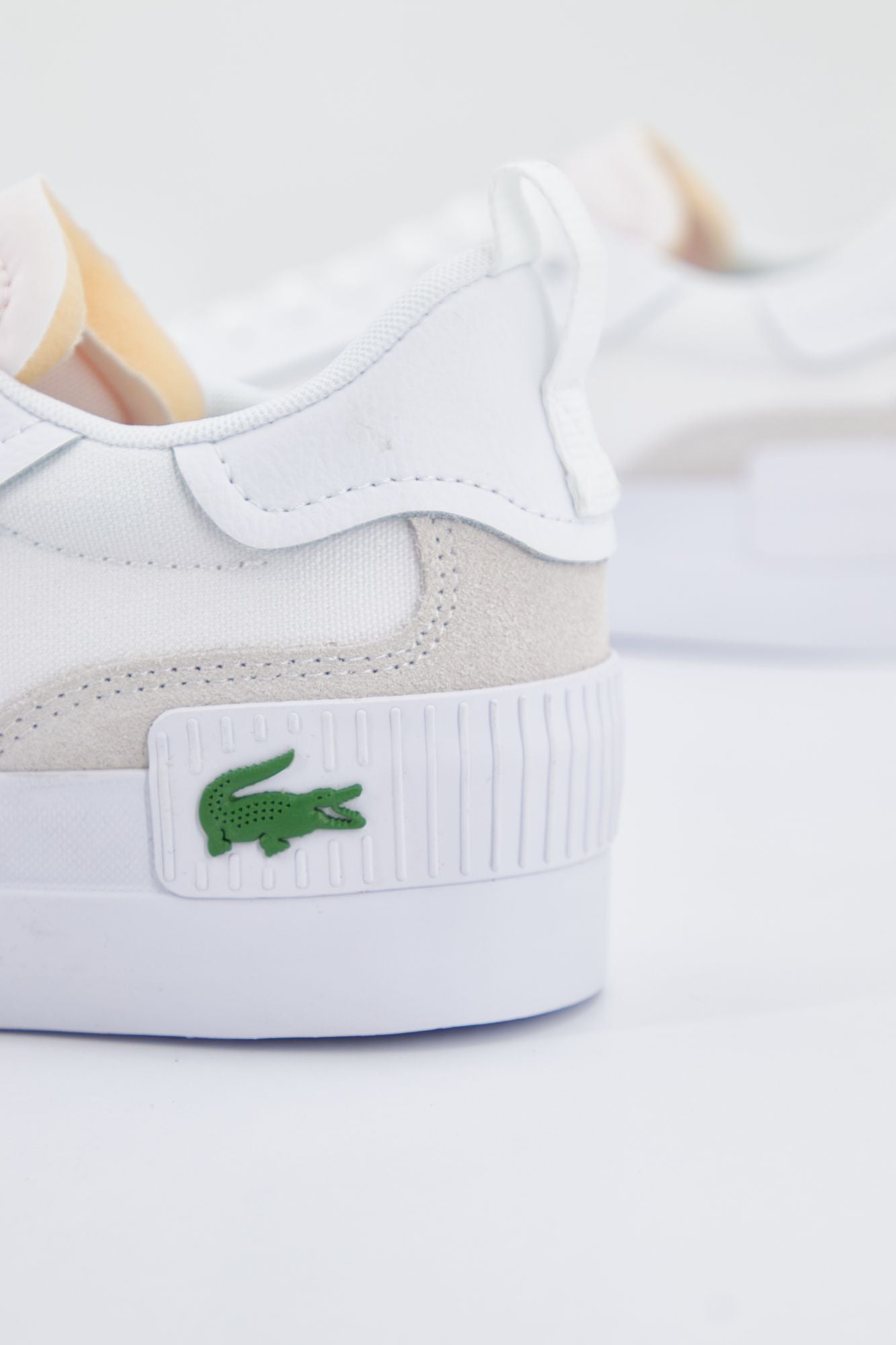 LACOSTE L004 PLATFORM 123 en color BLANCO (3)