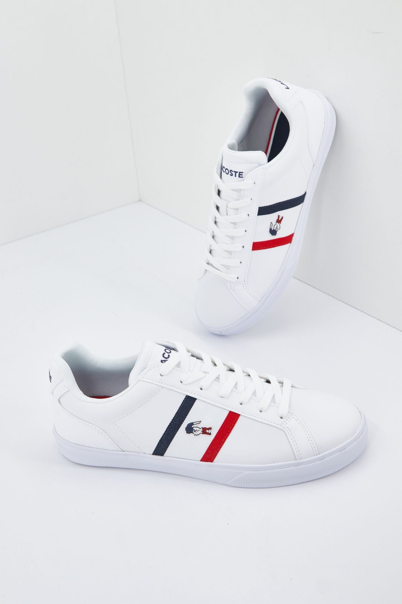 LACOSTE LEROND PRO TRI 123 1 CMA en color BLANCO (1)