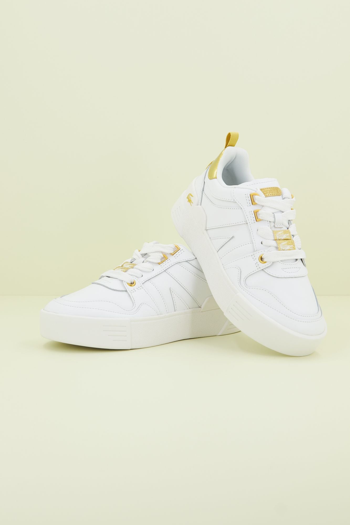 LACOSTE L002 123 3 CFA en color BLANCO (4)