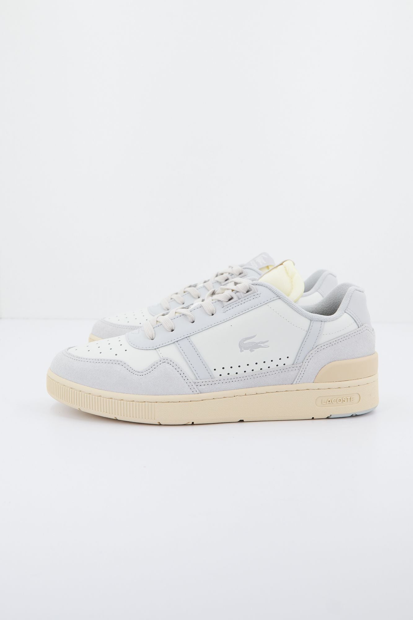 LACOSTE T-CLIP 123 2 SMA en color BLANCO (2)