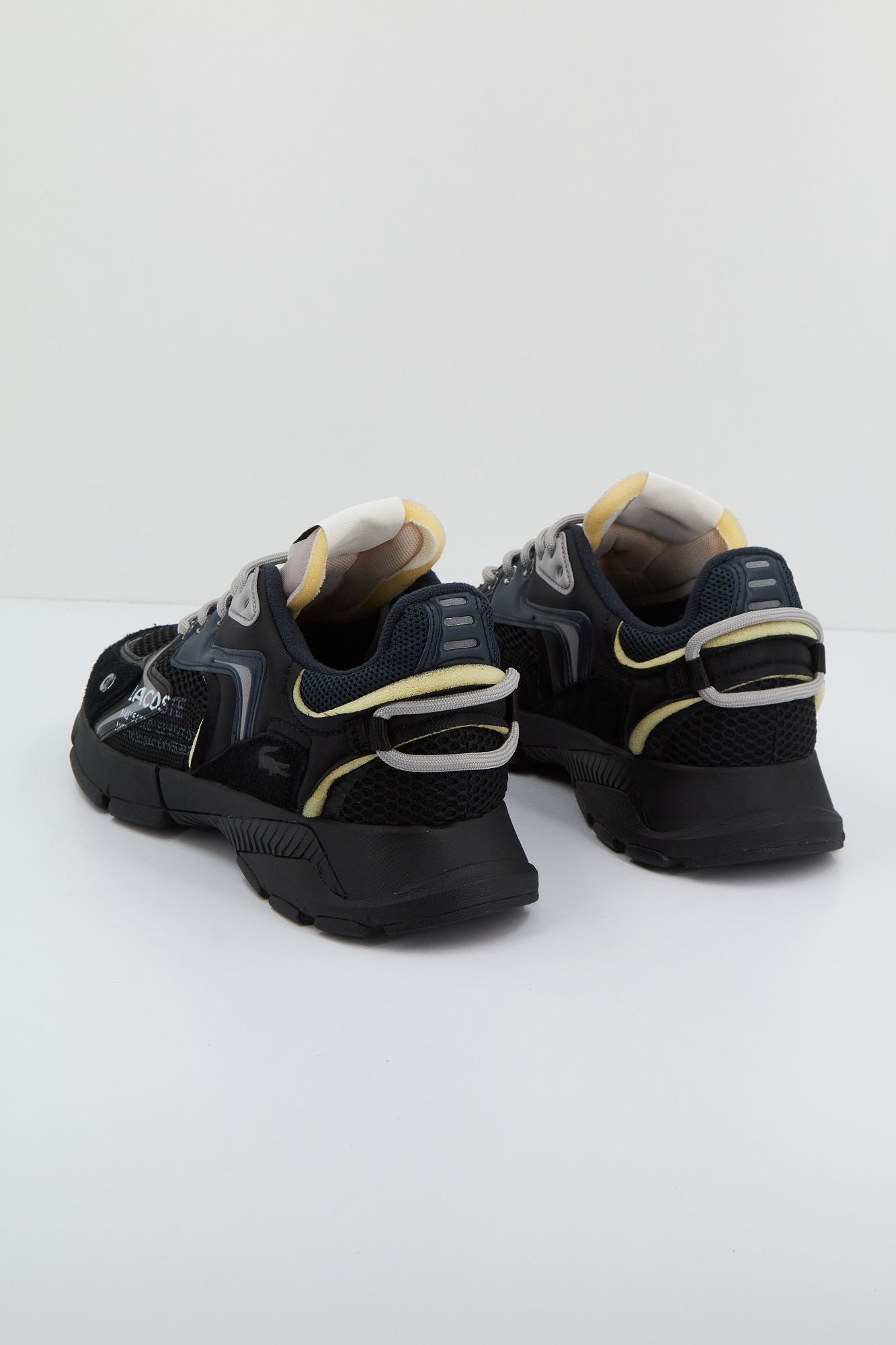 LACOSTE L003 NEO 123 1 SMA en color NEGRO (3)