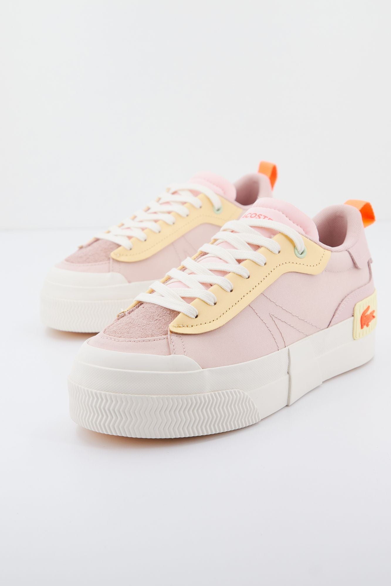 LACOSTE L004 PLATFORM 123 3 CFA en color ROSA (2)