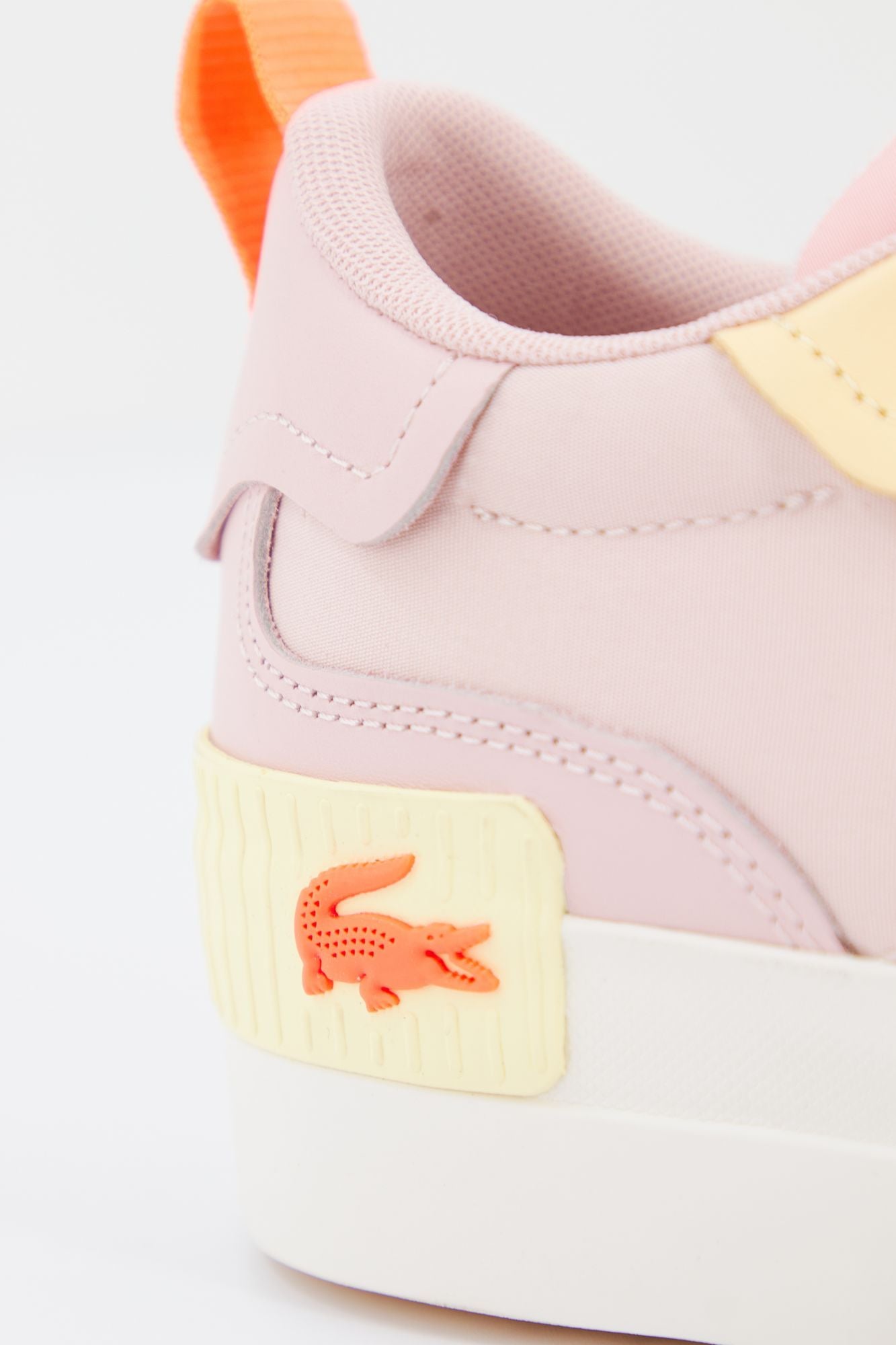 LACOSTE L004 PLATFORM 123 3 CFA en color ROSA (4)