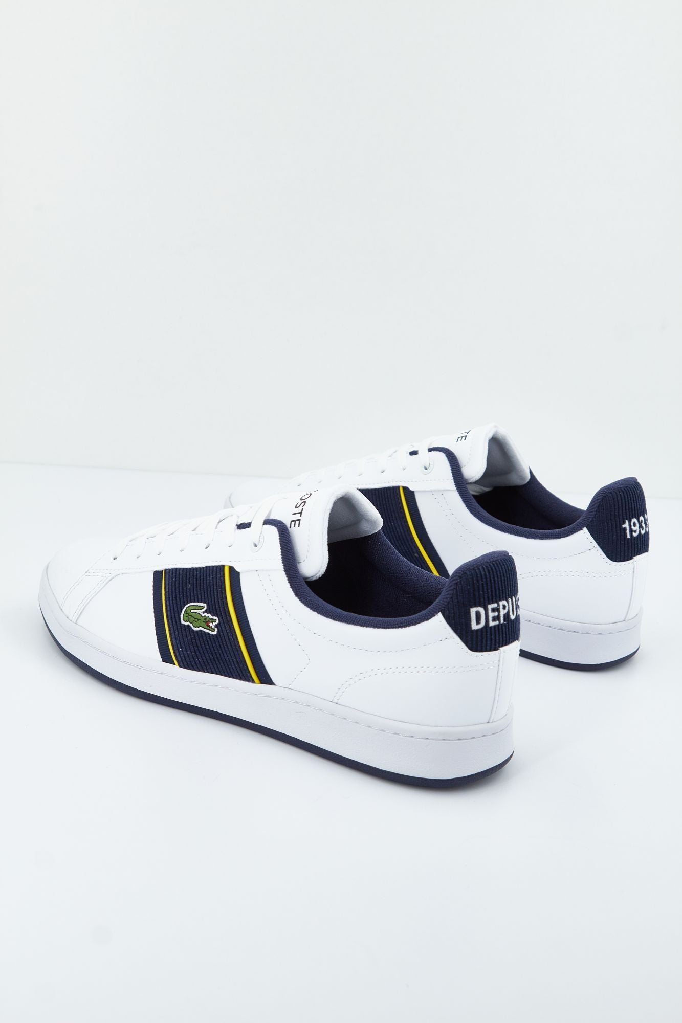 LACOSTE CARNABY PRO CGR 2231 SMA en color BLANCO (4)