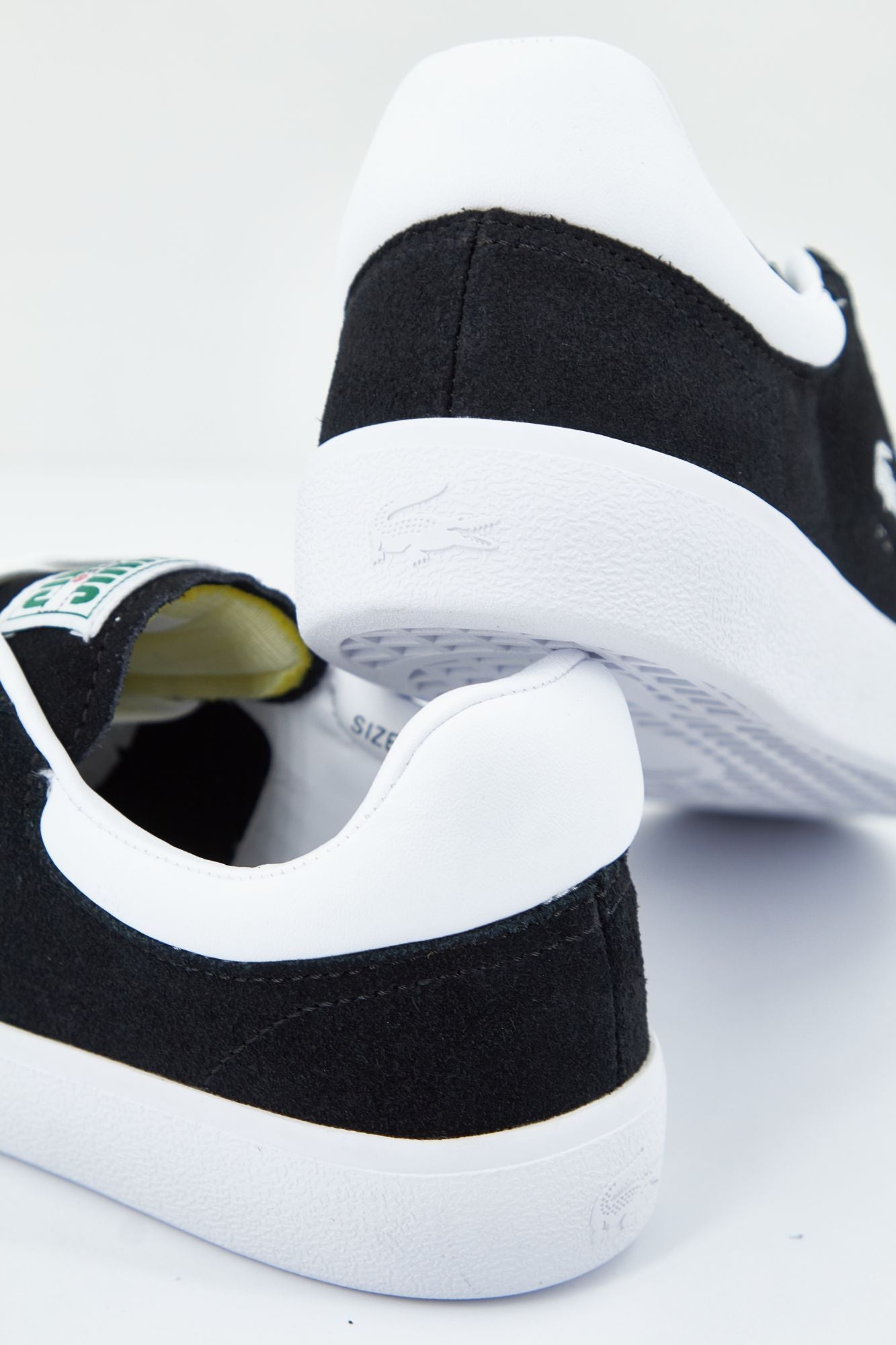 LACOSTE BASESHOT 223 1 SFA en color NEGRO (2)