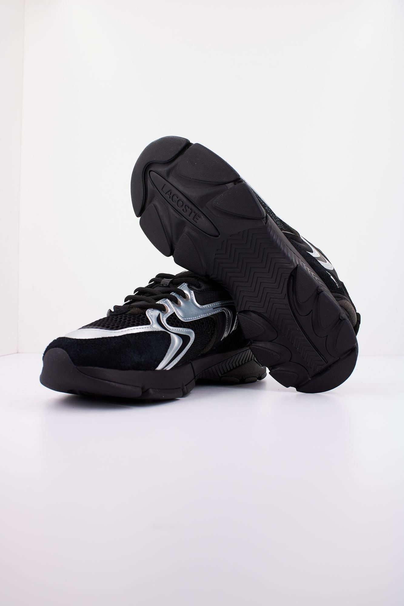 LACOSTE NEO CONTRASTED en color NEGRO (4)