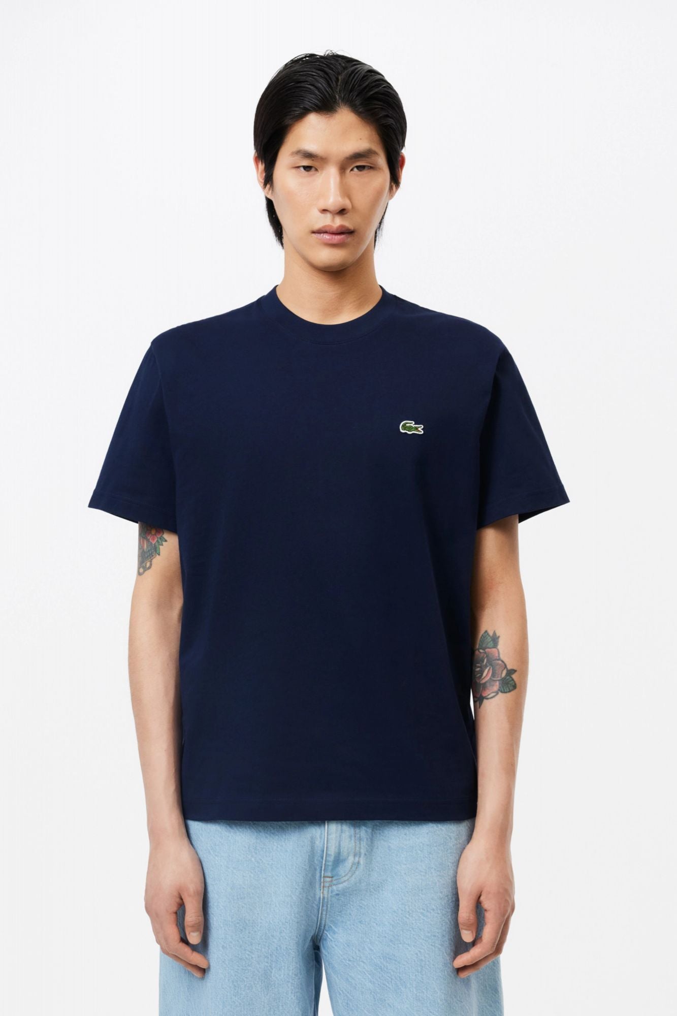LACOSTE RELAXED FIT SOFT COTTON T-SHIRT en color AZUL (1)