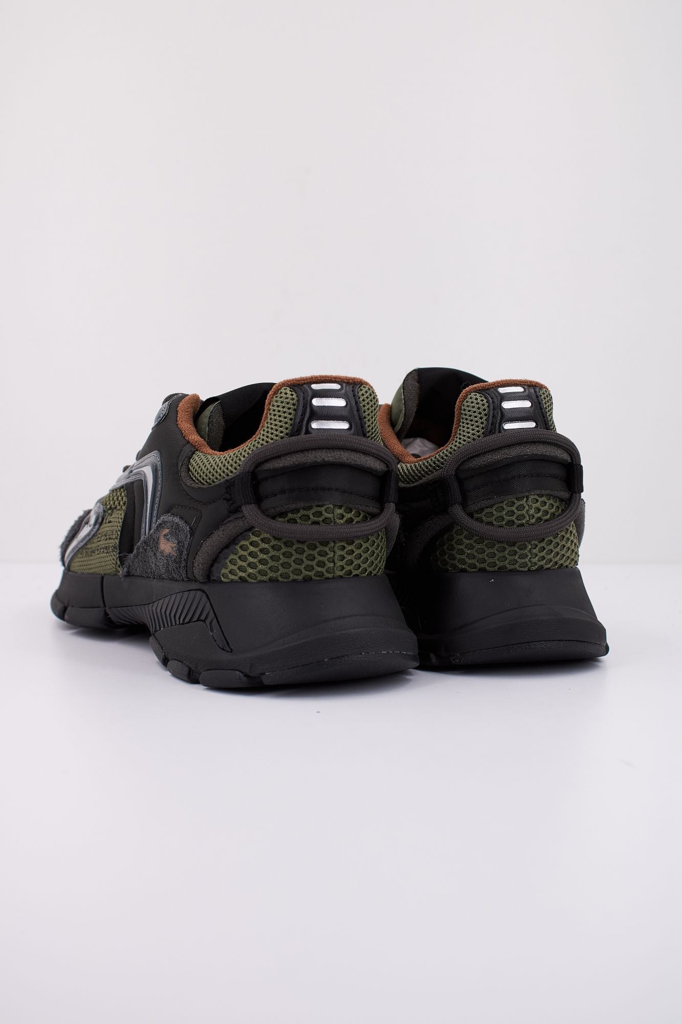 LACOSTE L003 NEO en color GRIS (4)