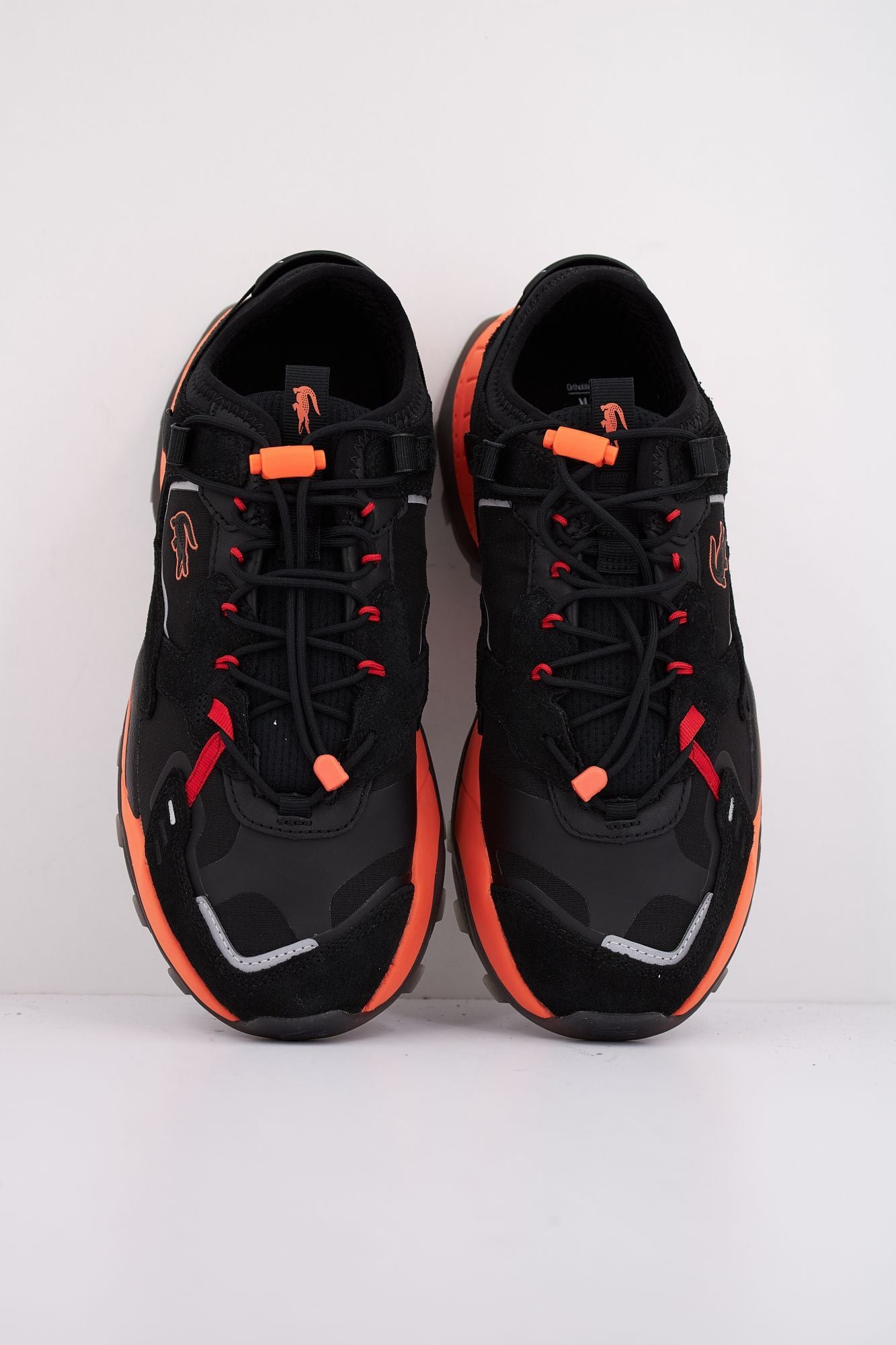 LACOSTE L-GUARD BREAKER OUTDOOR en color NEGRO (3)