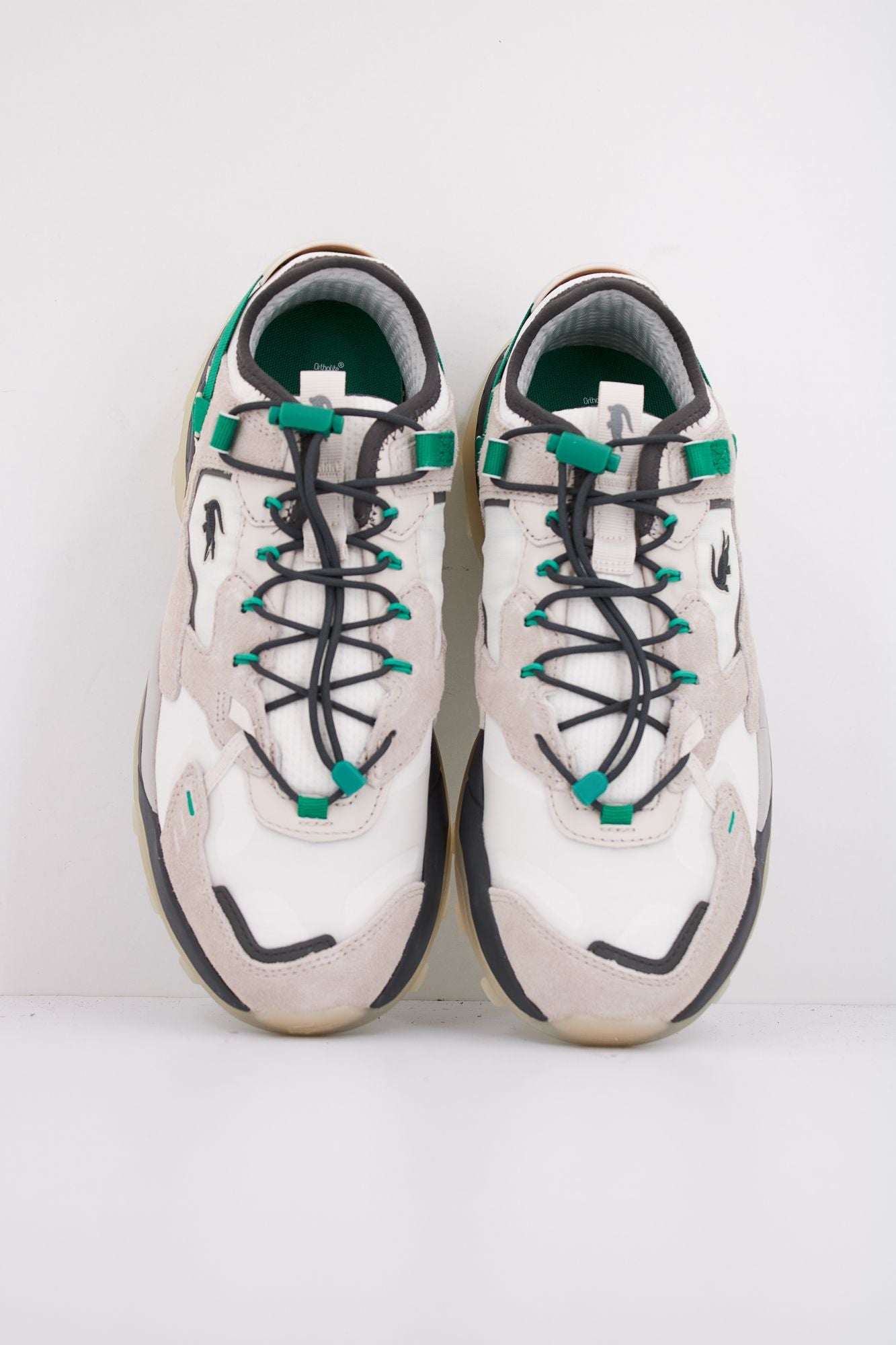 LACOSTE L-GUARD BREAKER OUTDOOR en color BEIS (3)