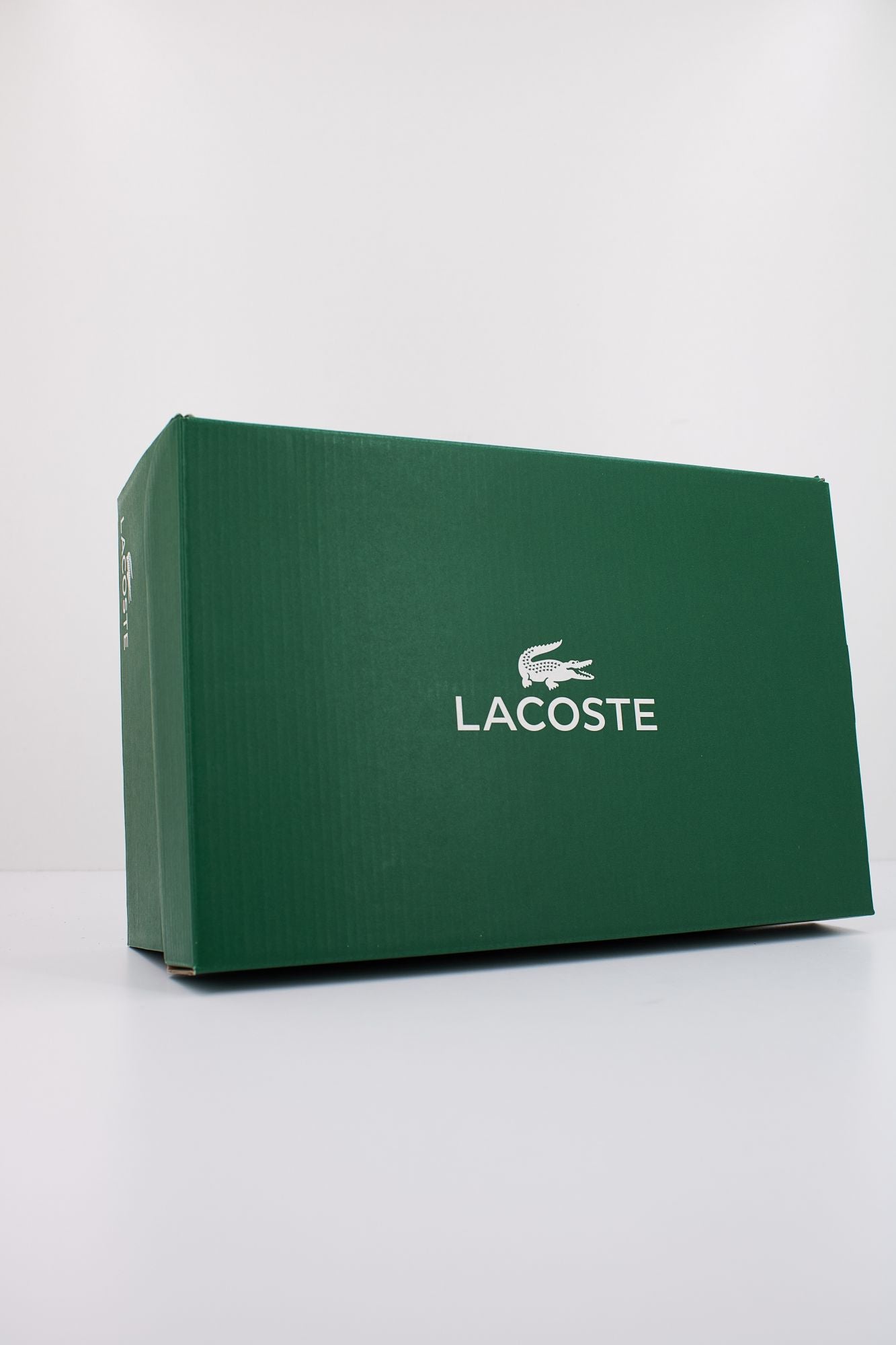 LACOSTE ELITE ACTIVE en color BEIS (6)