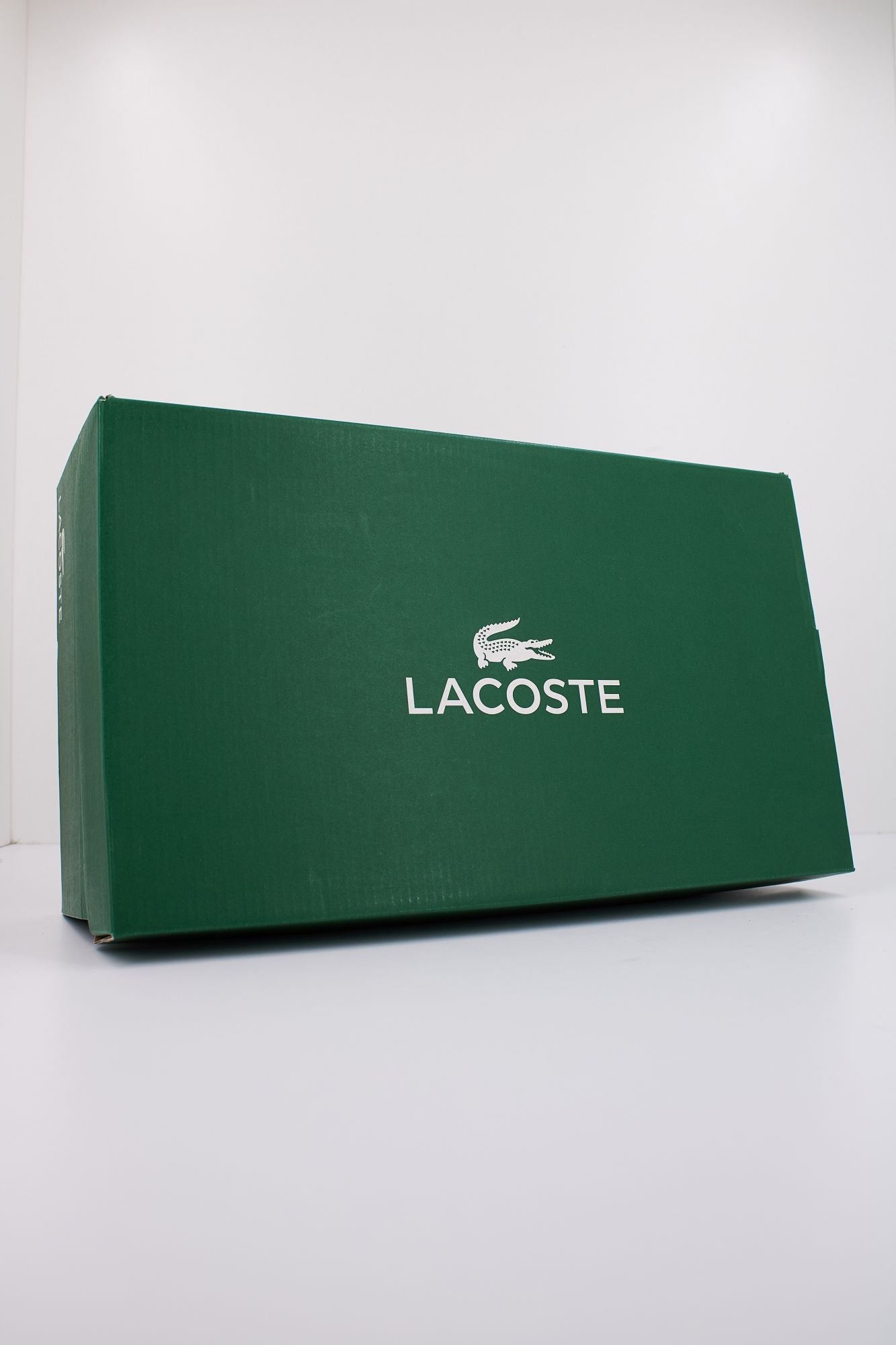LACOSTE ELITE ACTIVE en color BEIS (6)