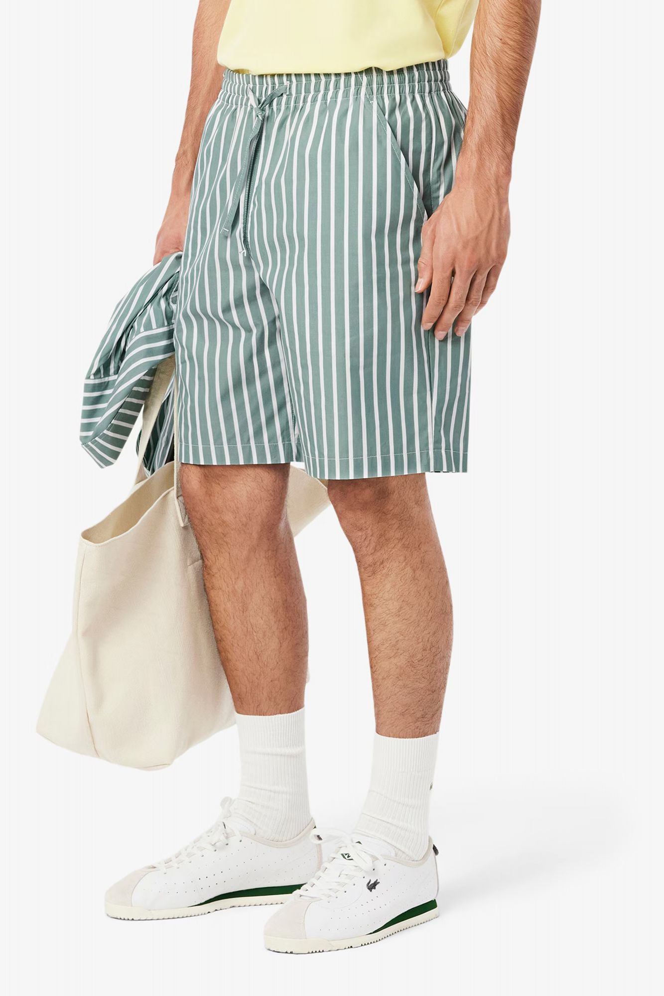 LACOSTE SHORTS en color VERDE (1)