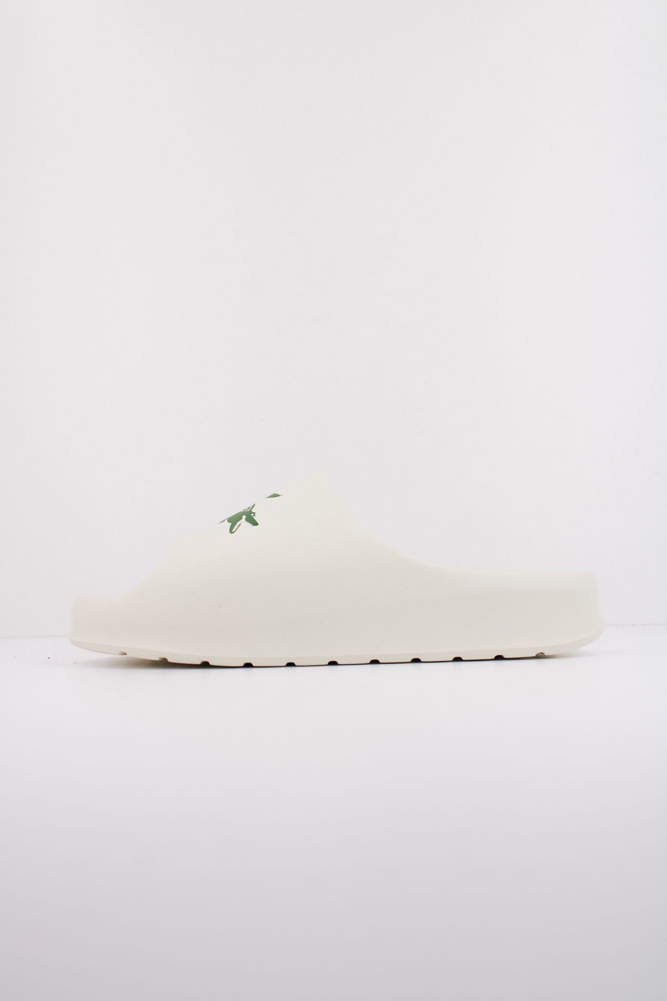 LACOSTE MEN'S SERVE SLIDE 2.0 en color BLANCO (1)