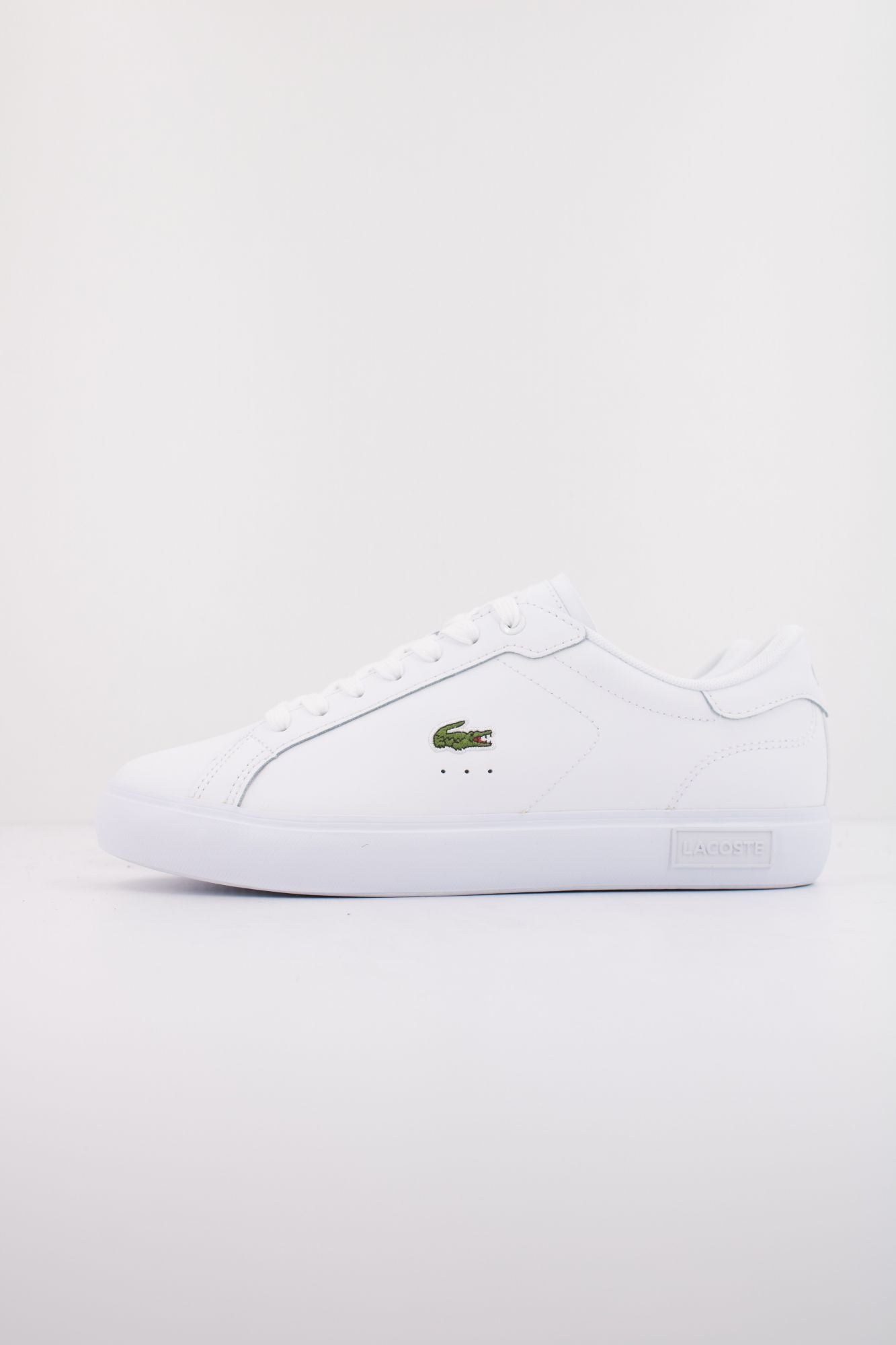 LACOSTE POWERCOURT en color BLANCO (1)