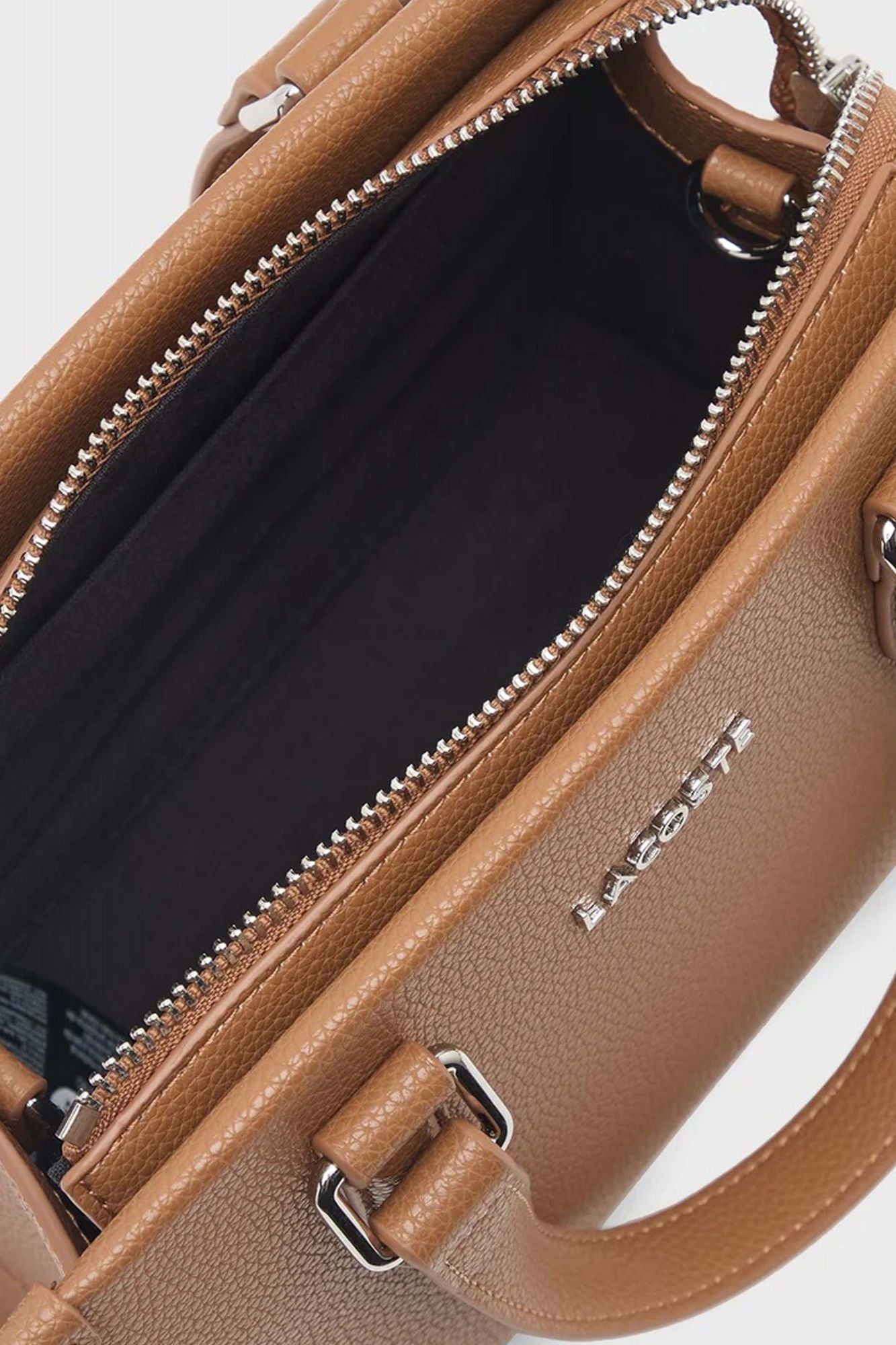 LACOSTE HANDLE BAG en color MARRON (4)