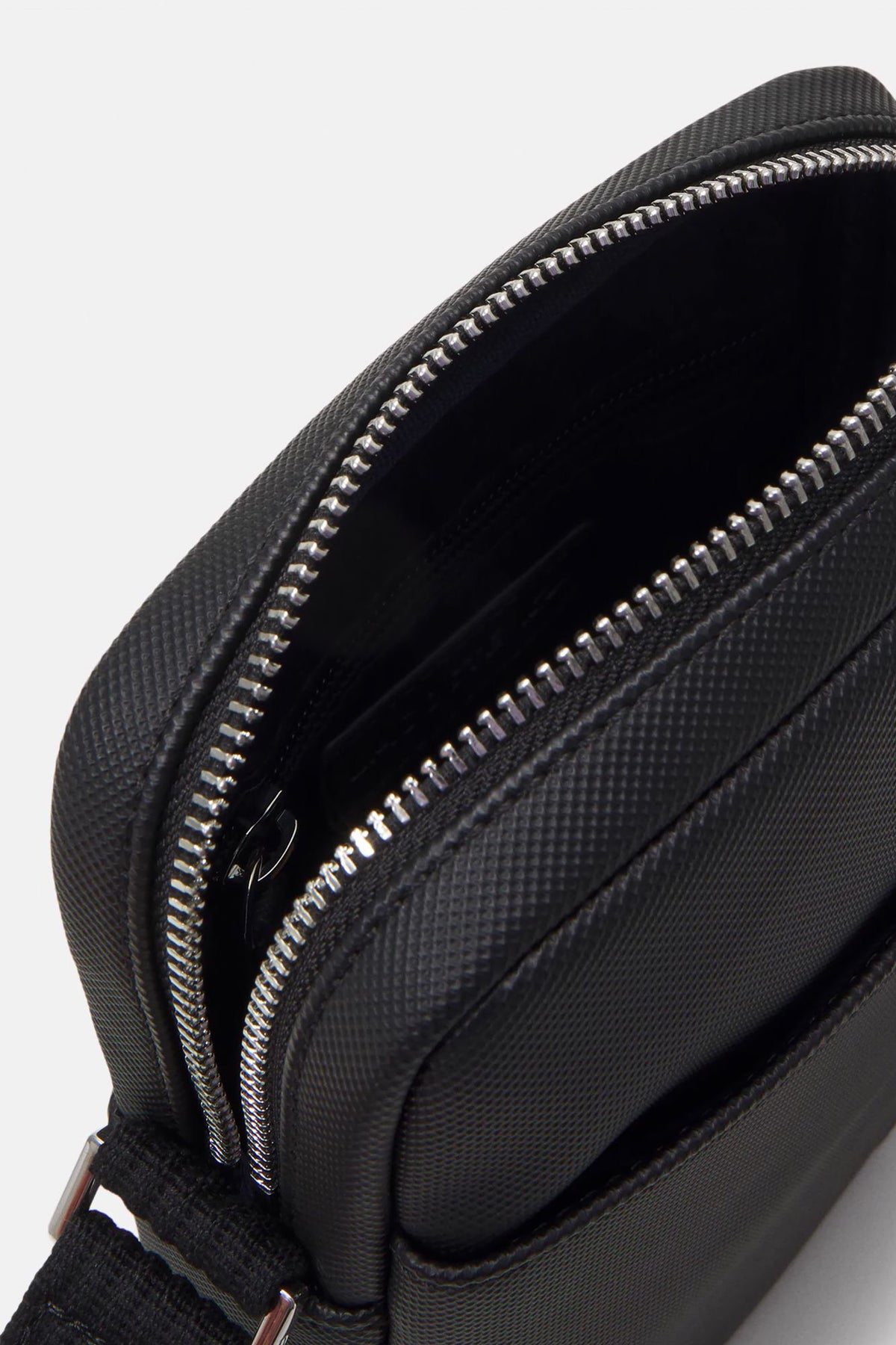 LACOSTE NH4422HC en color NEGRO (3)