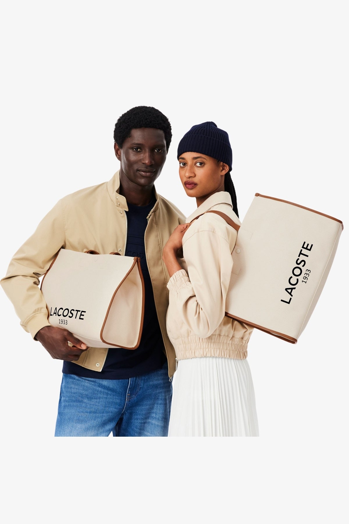 LACOSTE SHOPPING BAG en color BEIS (7)
