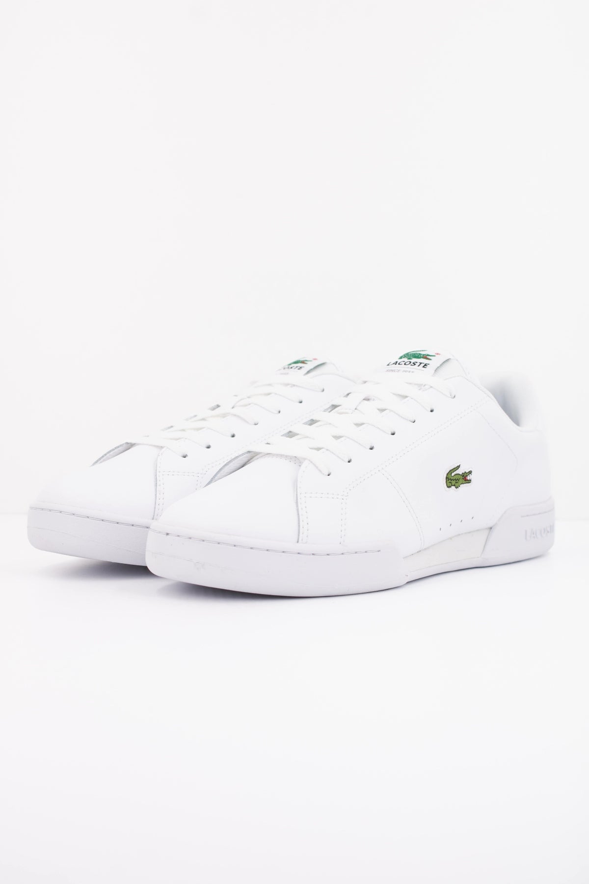 LACOSTE CARNABY 49SMA0035 en color BLANCO (2)