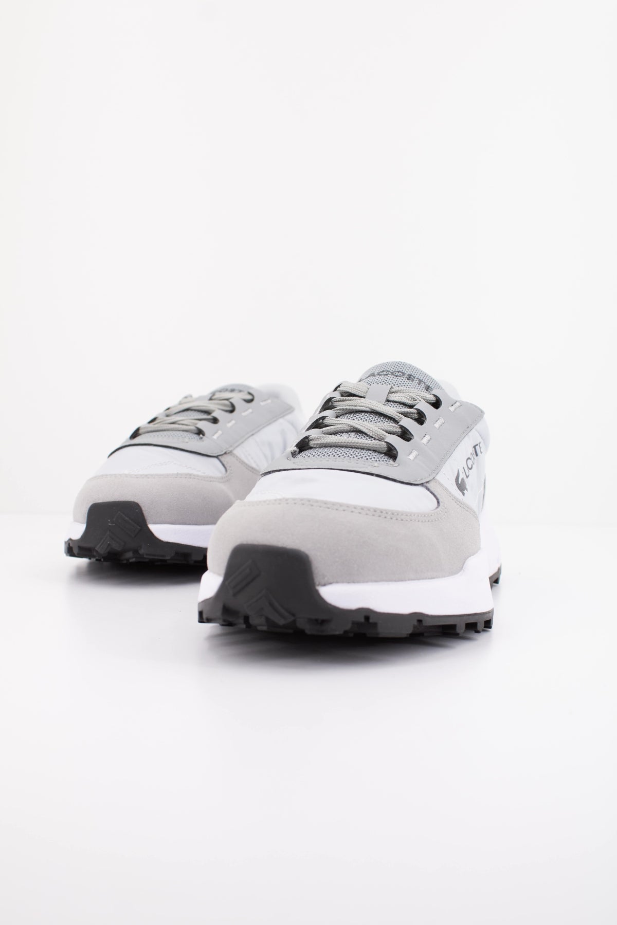 LACOSTE ELITE ACTIVE 51SMA0038 en color GRIS (2)