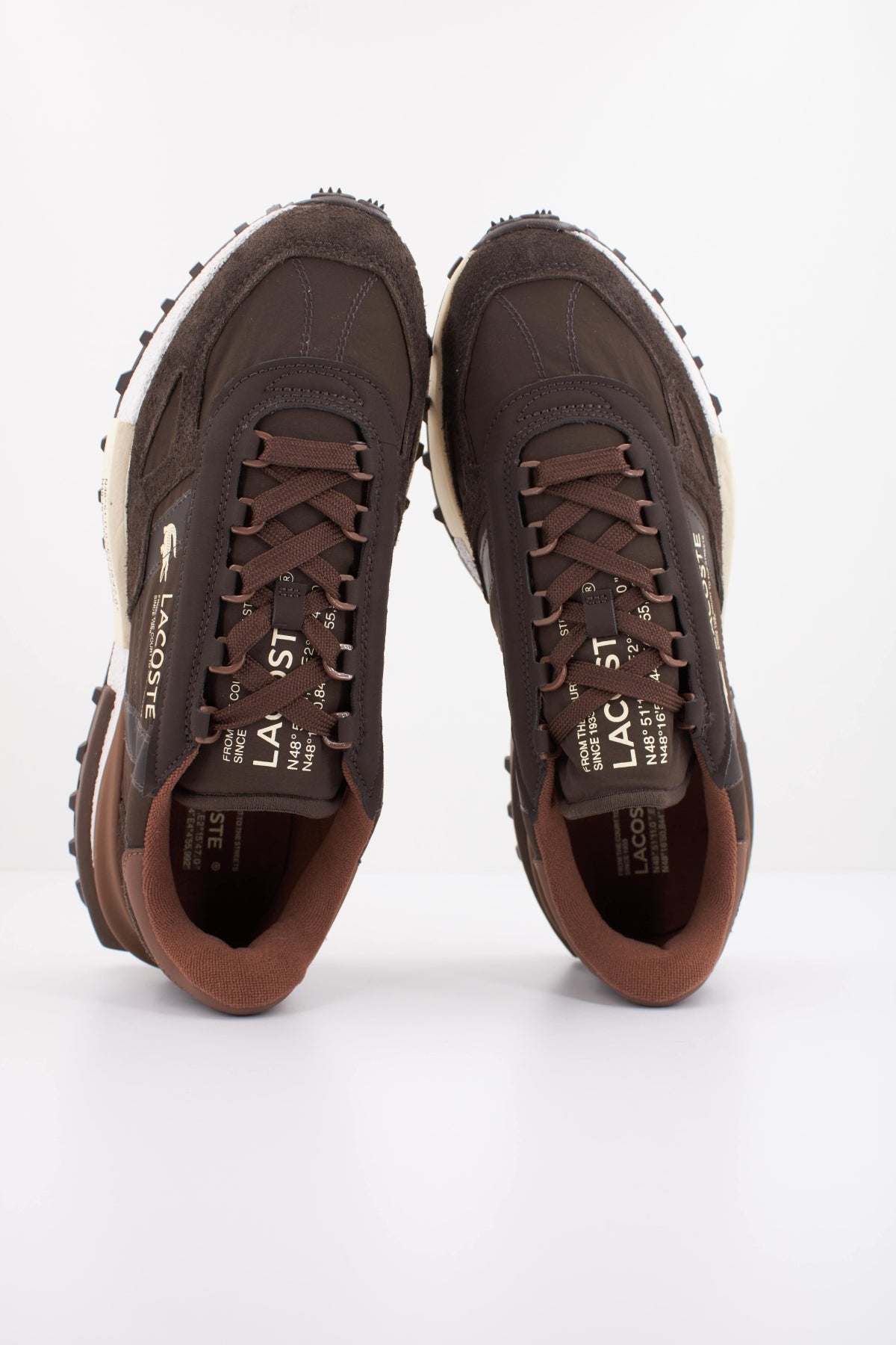 LACOSTE ELITE ACTIVE en color MARRON (3)