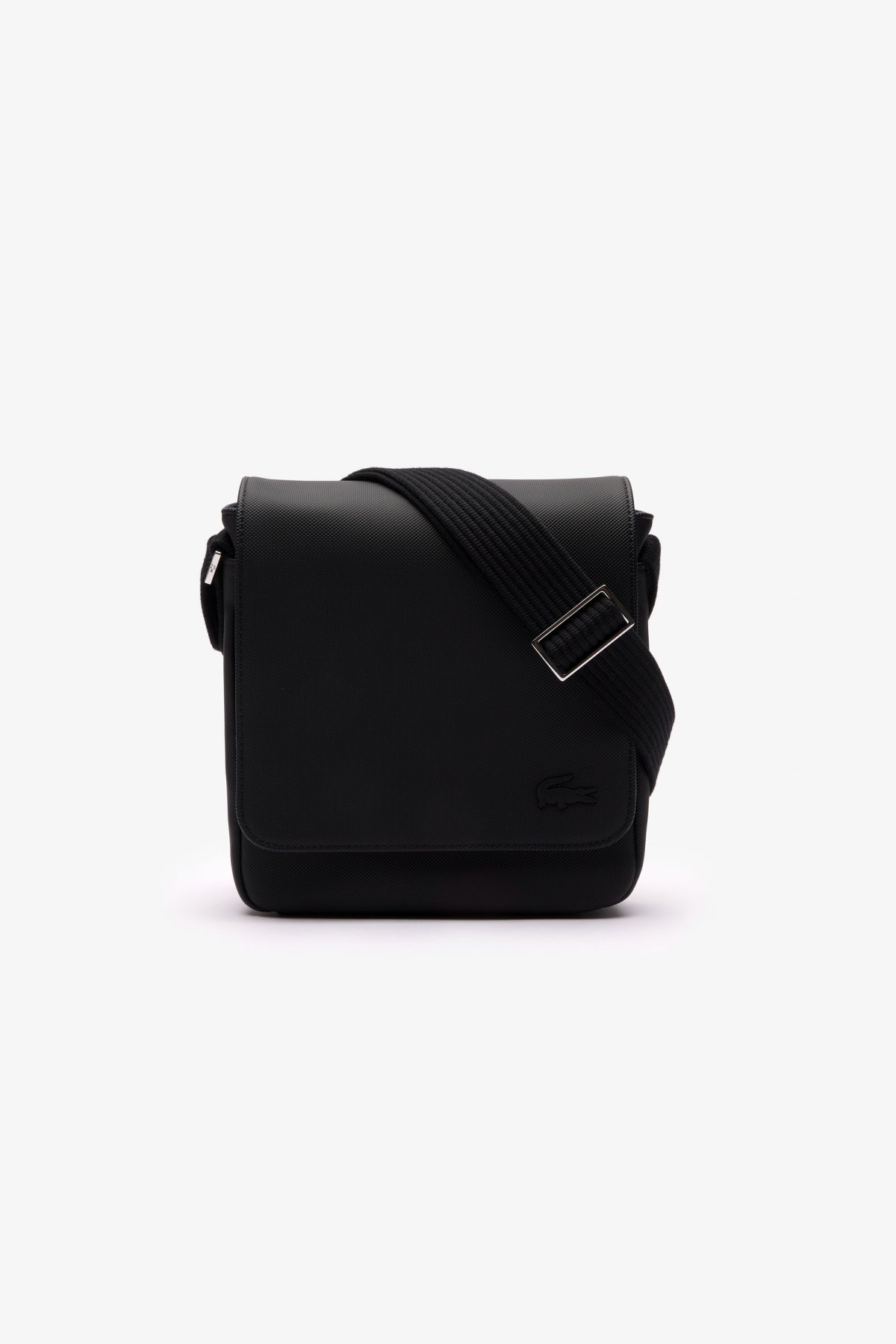 LACOSTE FLAP CROSSOVER BAG en color NEGRO (3)