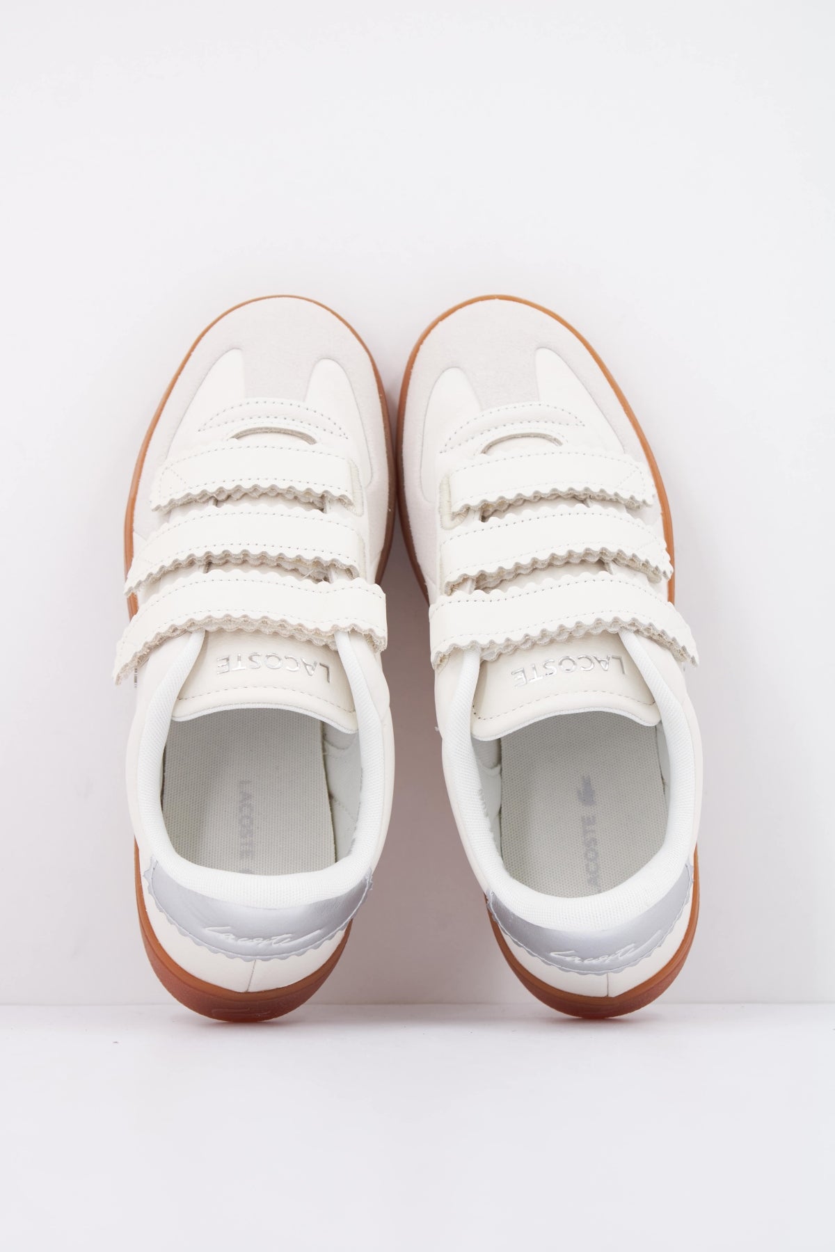 LACOSTE BASESHOT PRO en color BEIS (3)