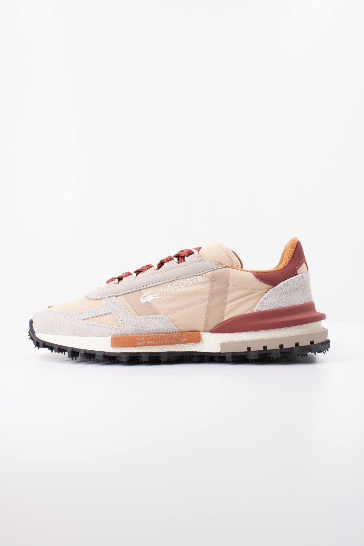 LACOSTE ELITE ACTIVE 52SFA0077 en color BEIS (1)