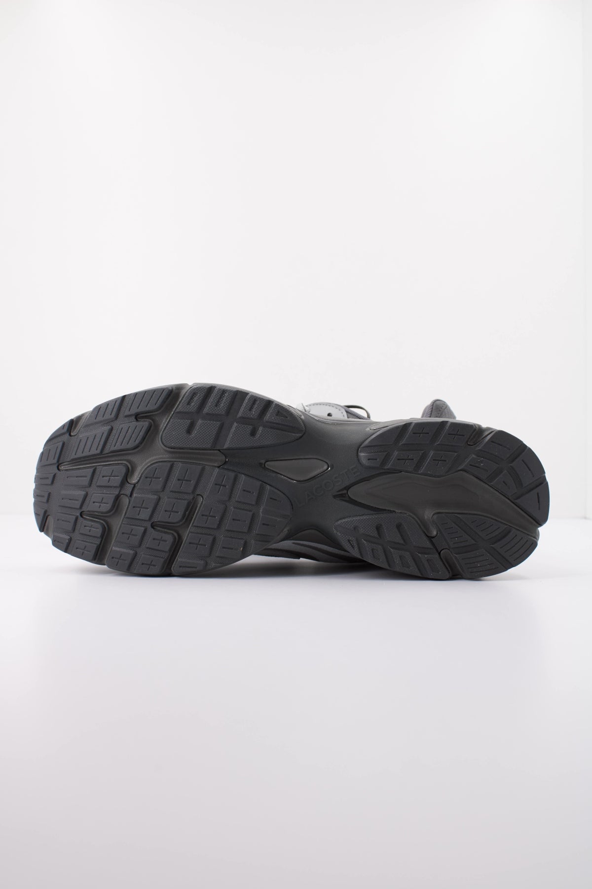 LACOSTE STORM 96 52SMA0137 en color GRIS (5)