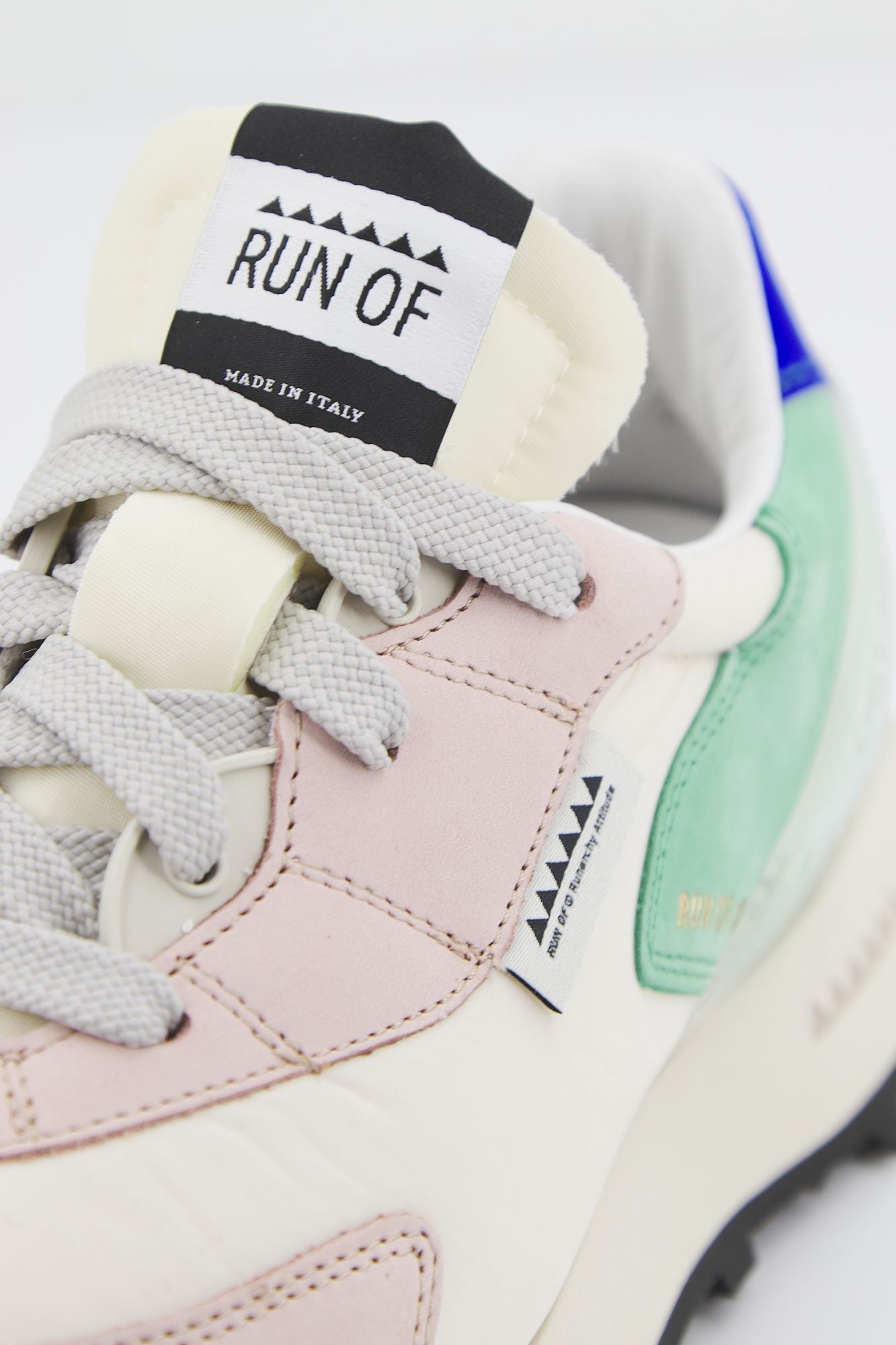 RUN OF MADEIRA W en color BLANCO (4)