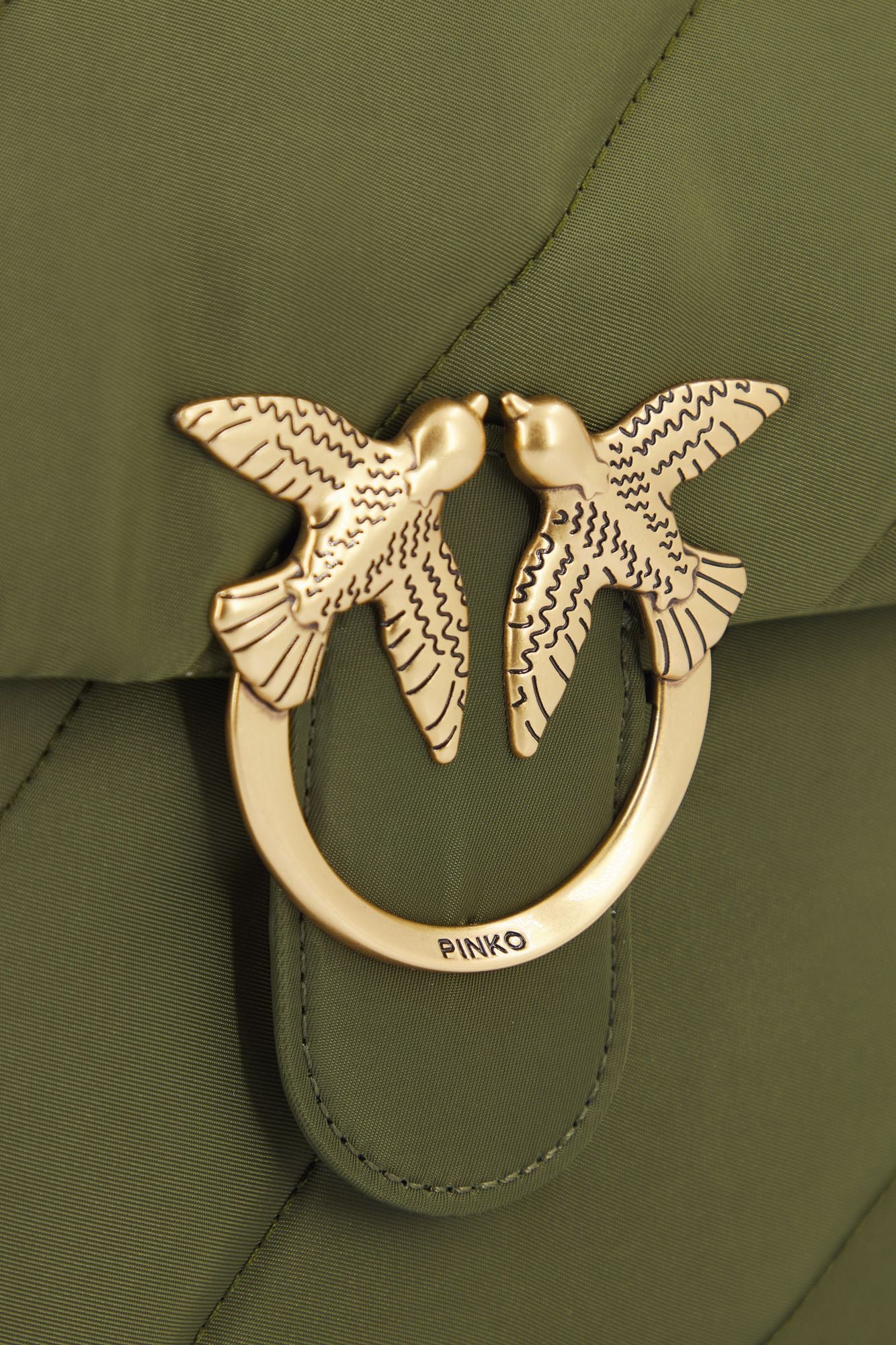 PINKO LOVE EXTRA PUFF MAXI en color VERDE (5)