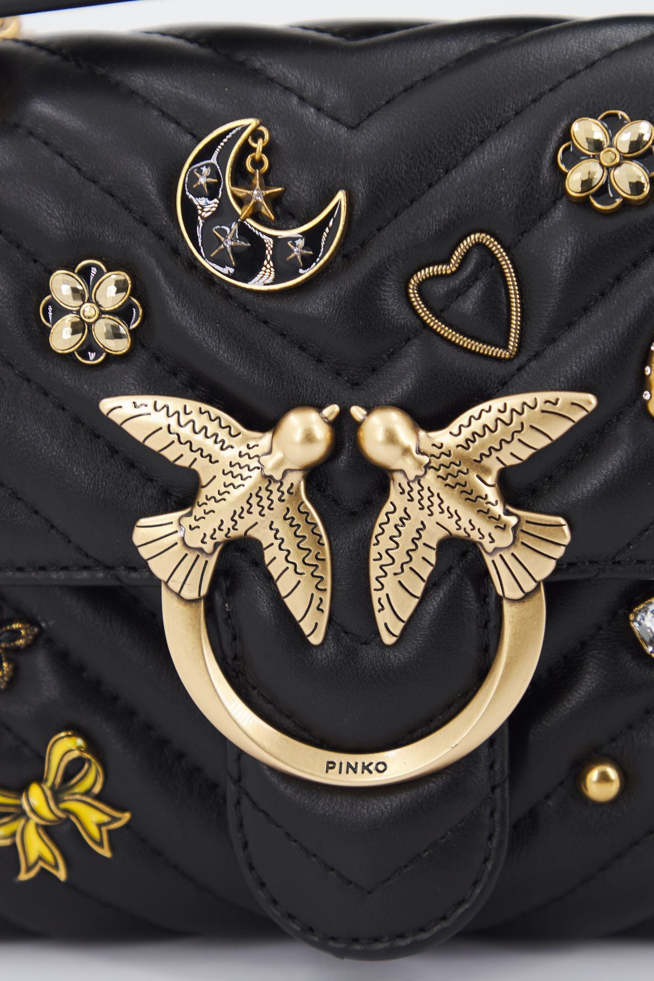 PINKO LOVE MINI LADY PUFF en color NEGRO (4)