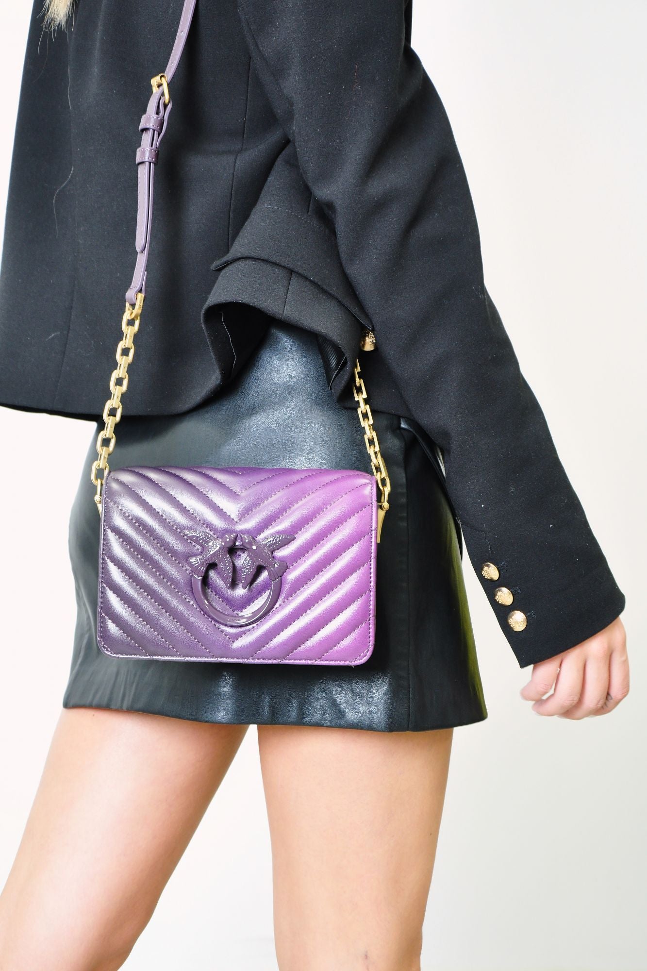 PINKO LOVE MINI CLICK SHADED en color VIOLETA (1)